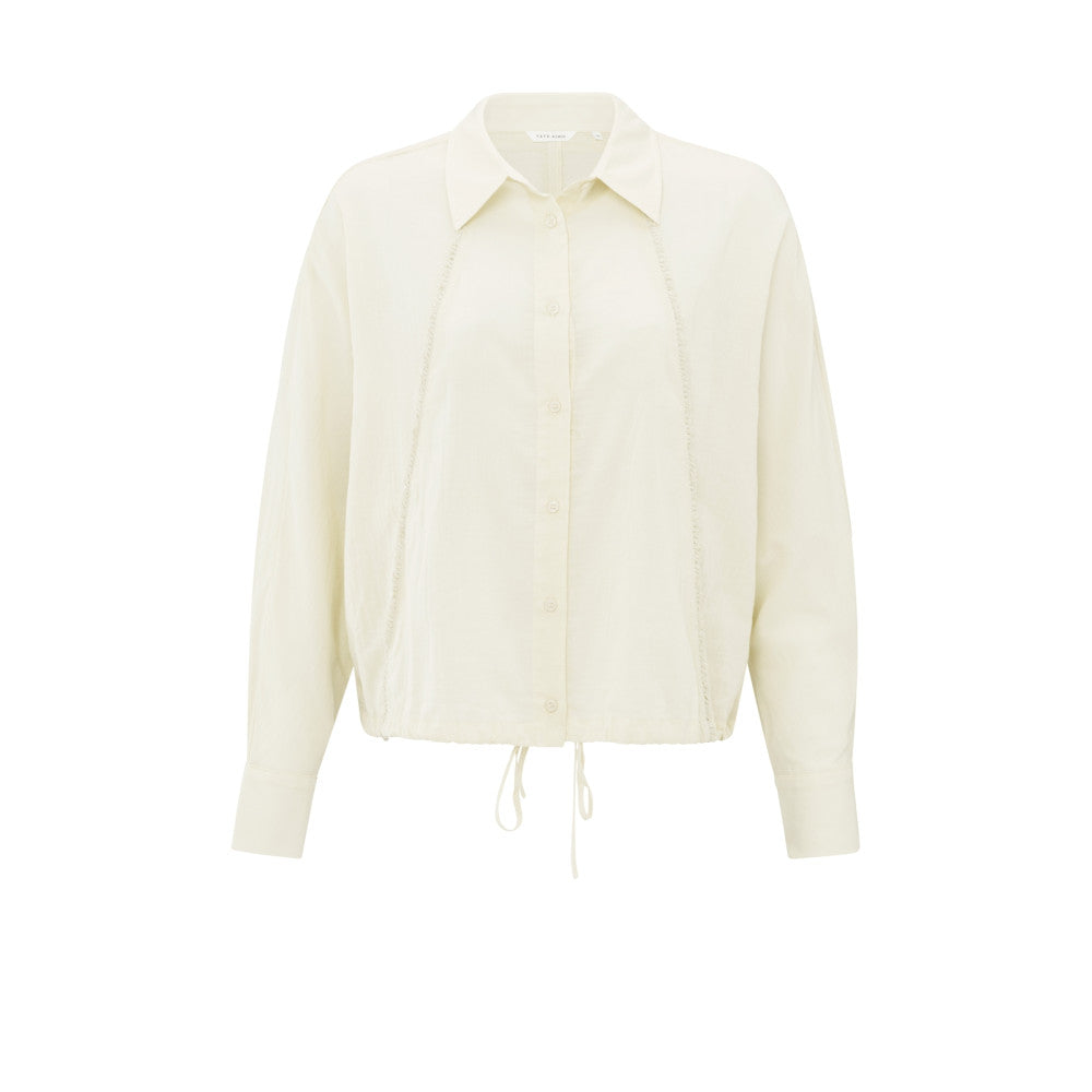 Batwing blouse with edges