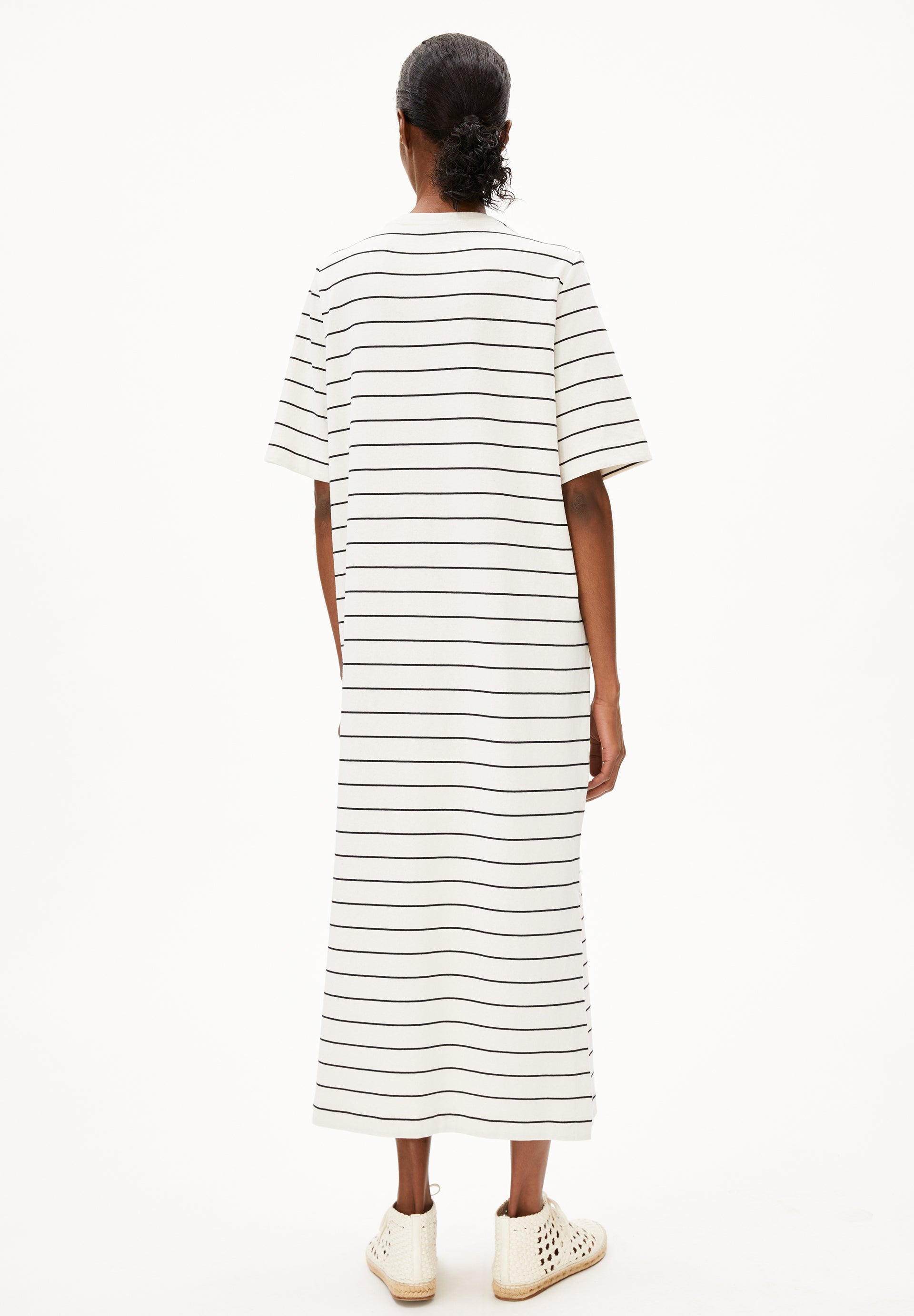XELINAA FINE STRIPE