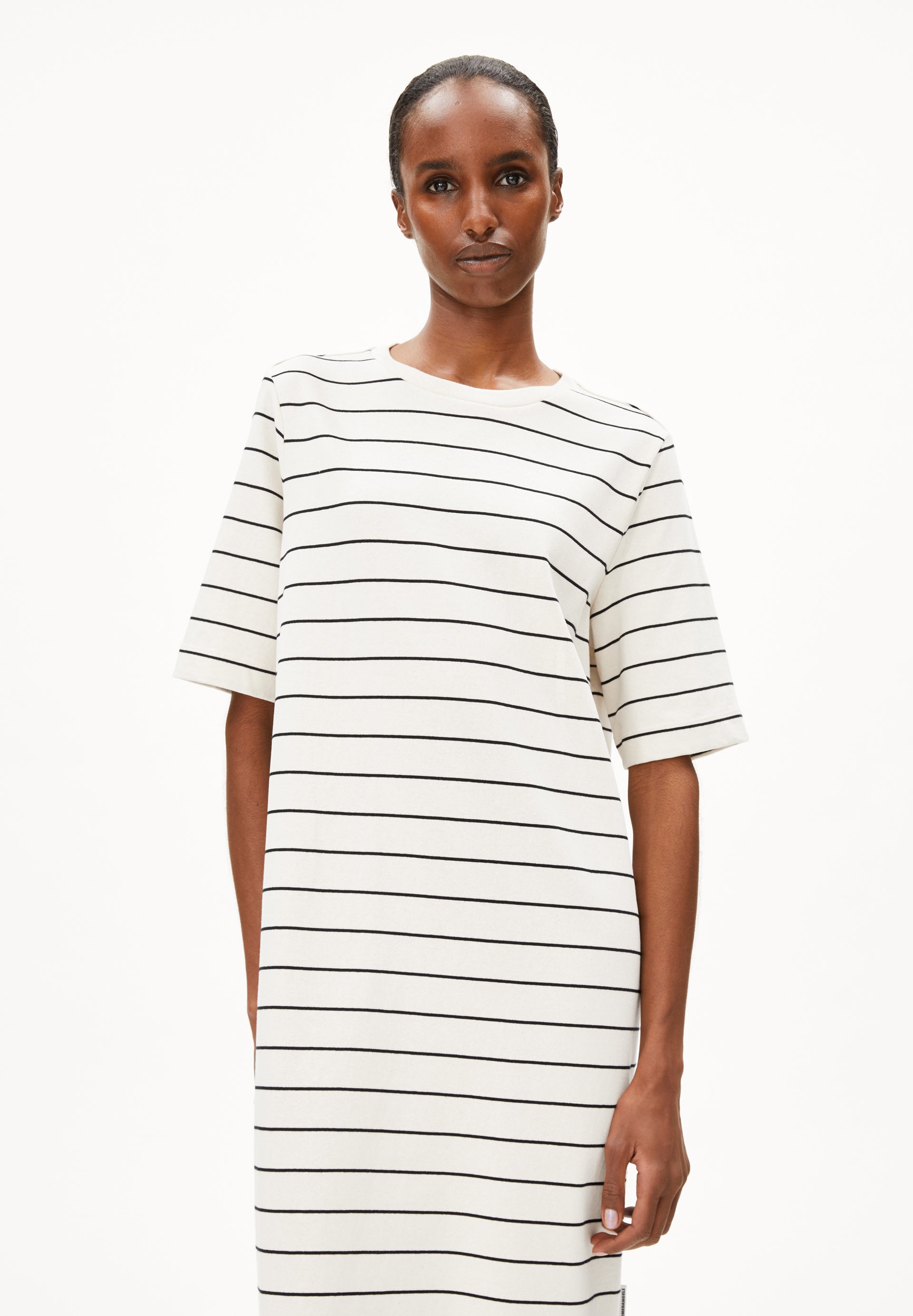 XELINAA FINE STRIPE