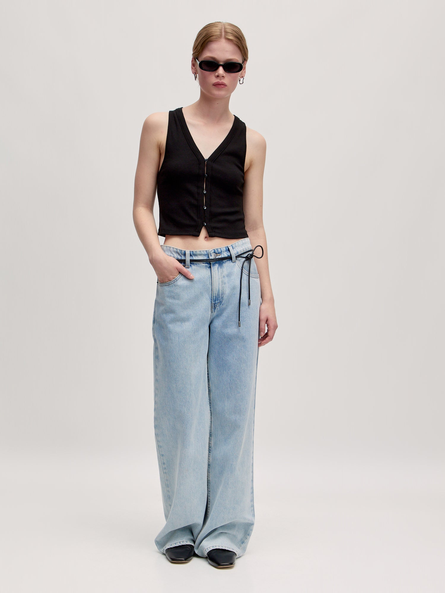 Naika Vest