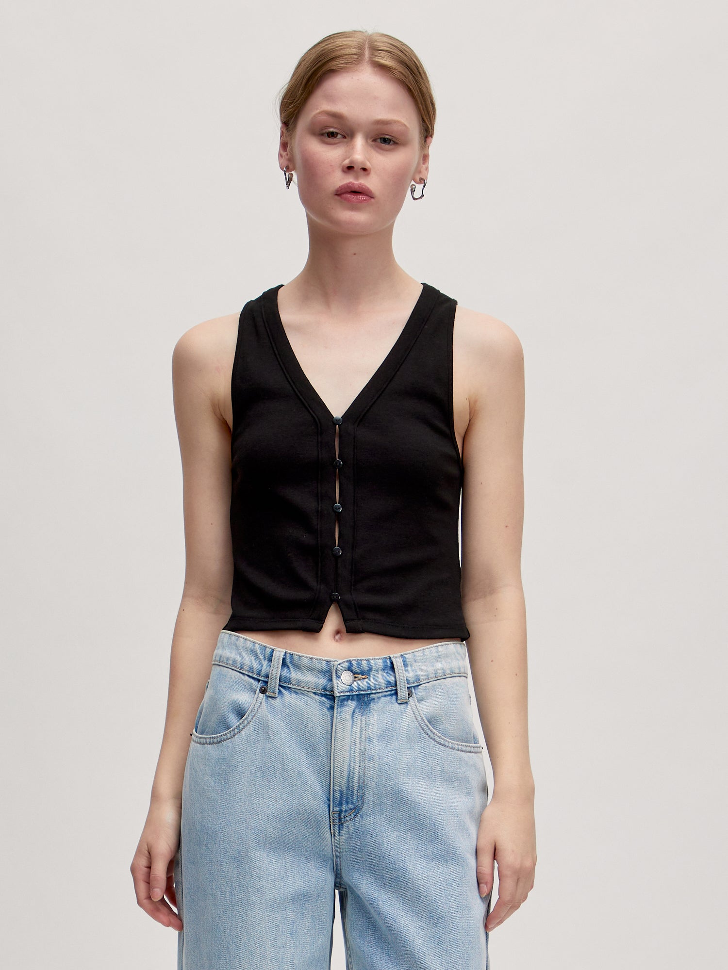 Naika Vest