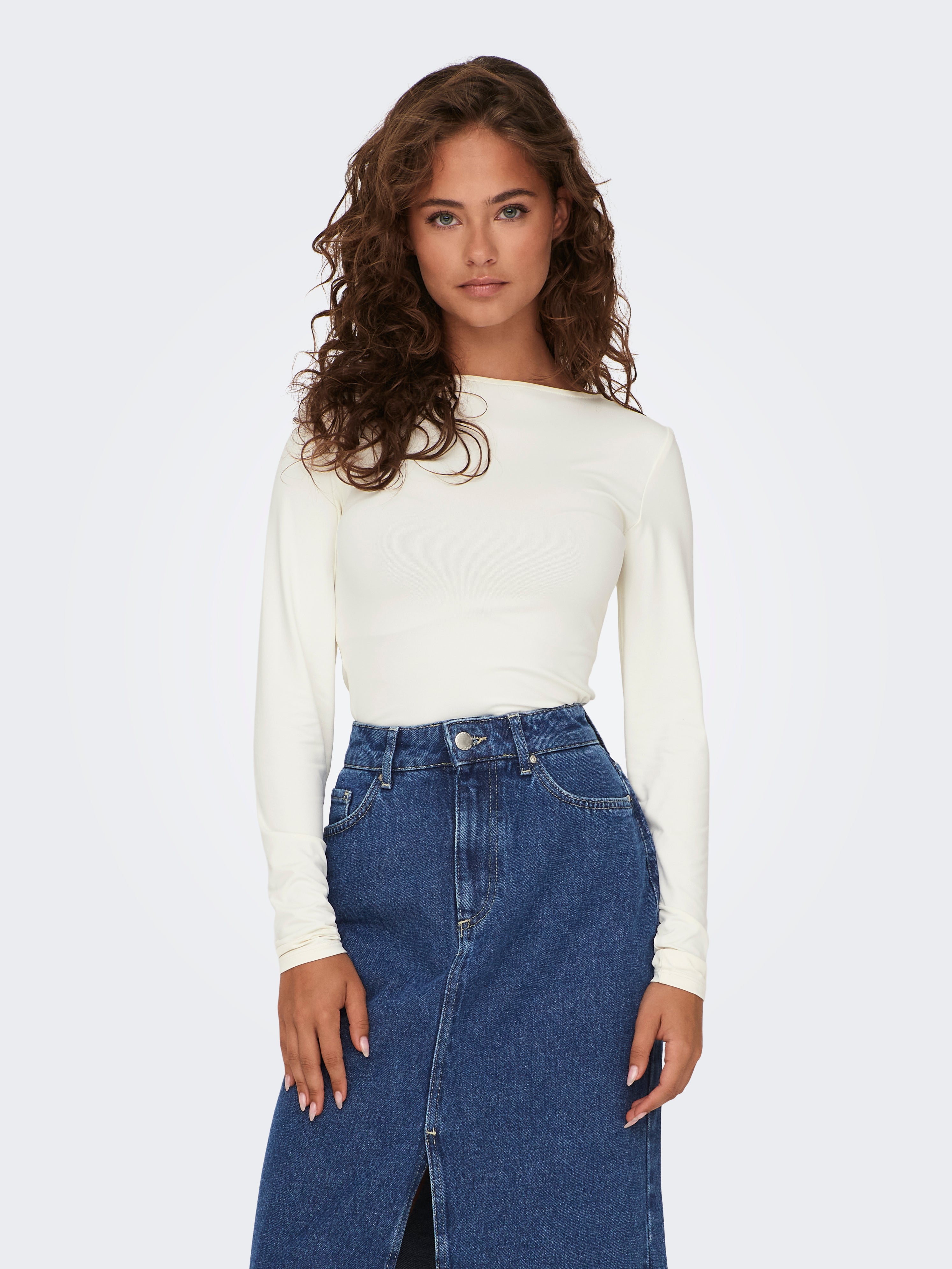 Only WAY DEEP NECK TOP