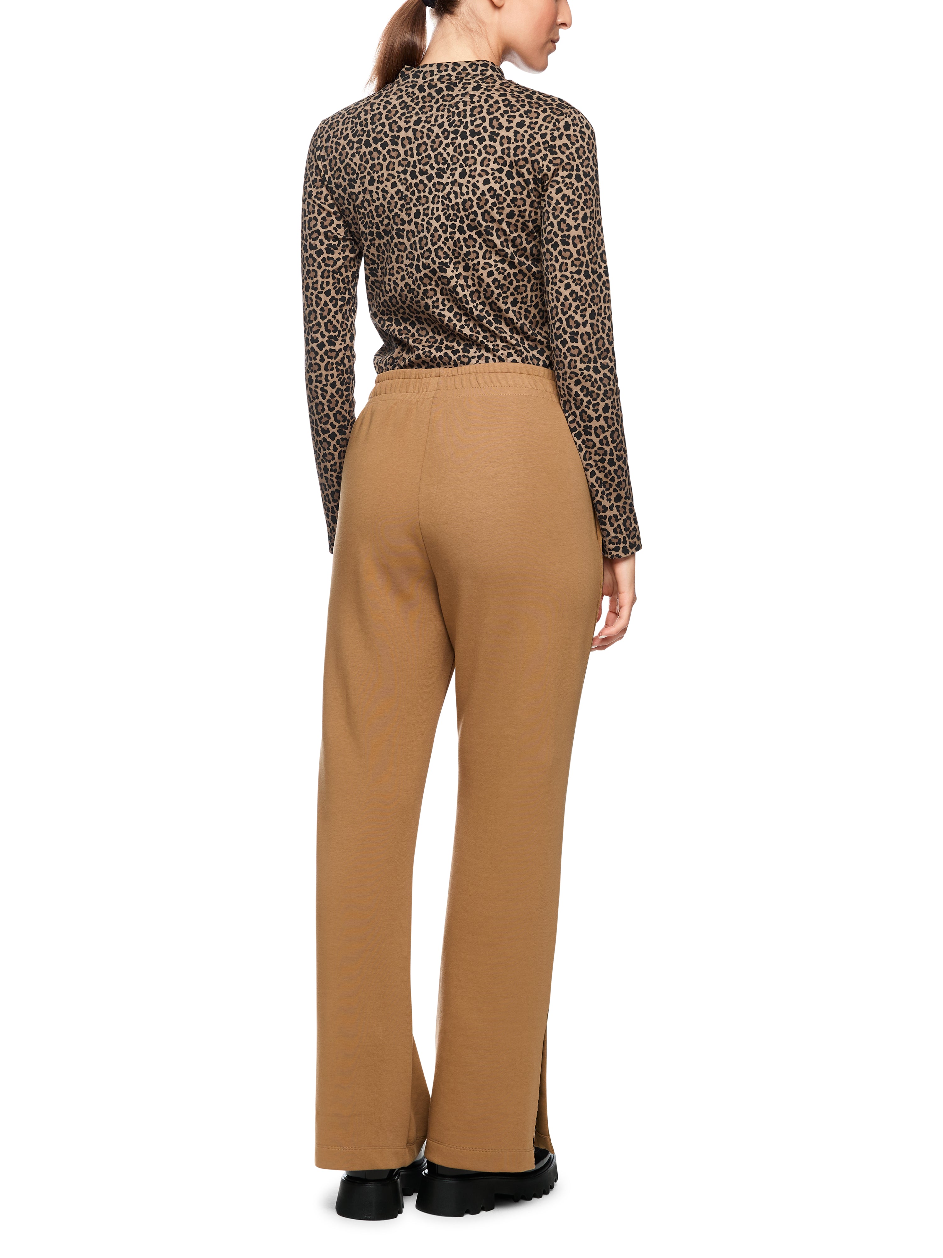 Marc Cain Tailliertes Langarmshirt – Leo-Print