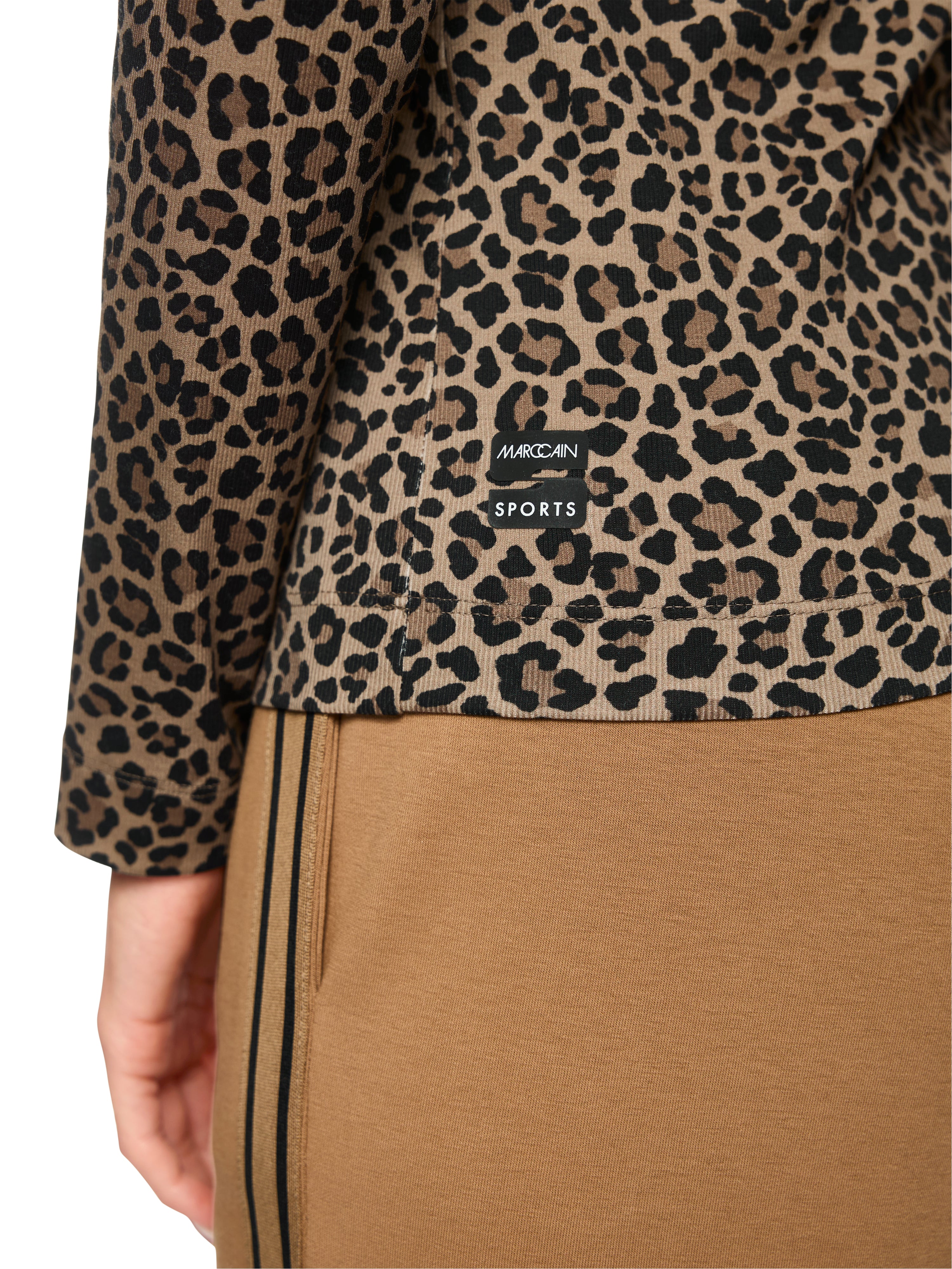 Marc Cain Tailliertes Langarmshirt – Leo-Print