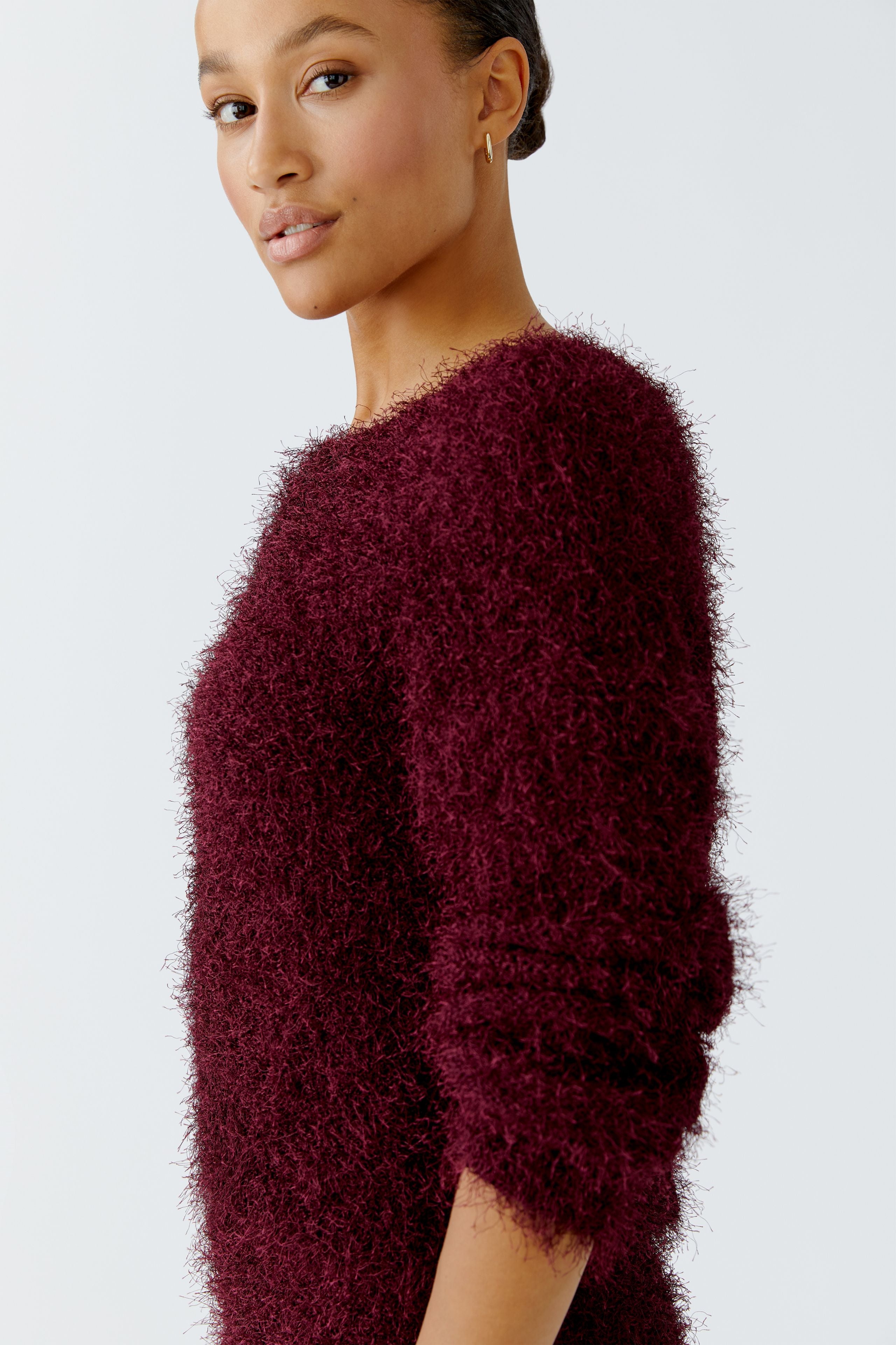 OUI Verkürzter Pullover aus Fransengarn