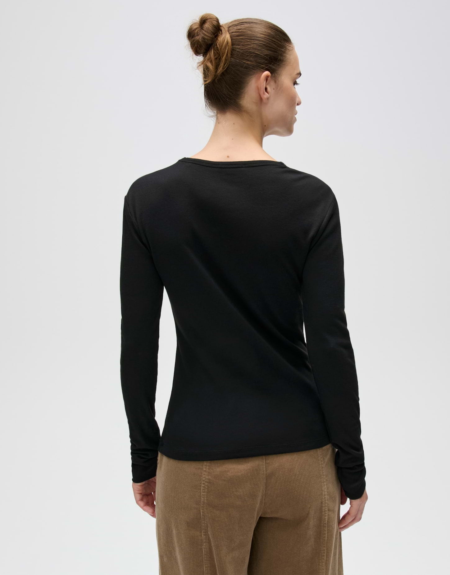 Basic Longsleeve Slim Fit Sherrie