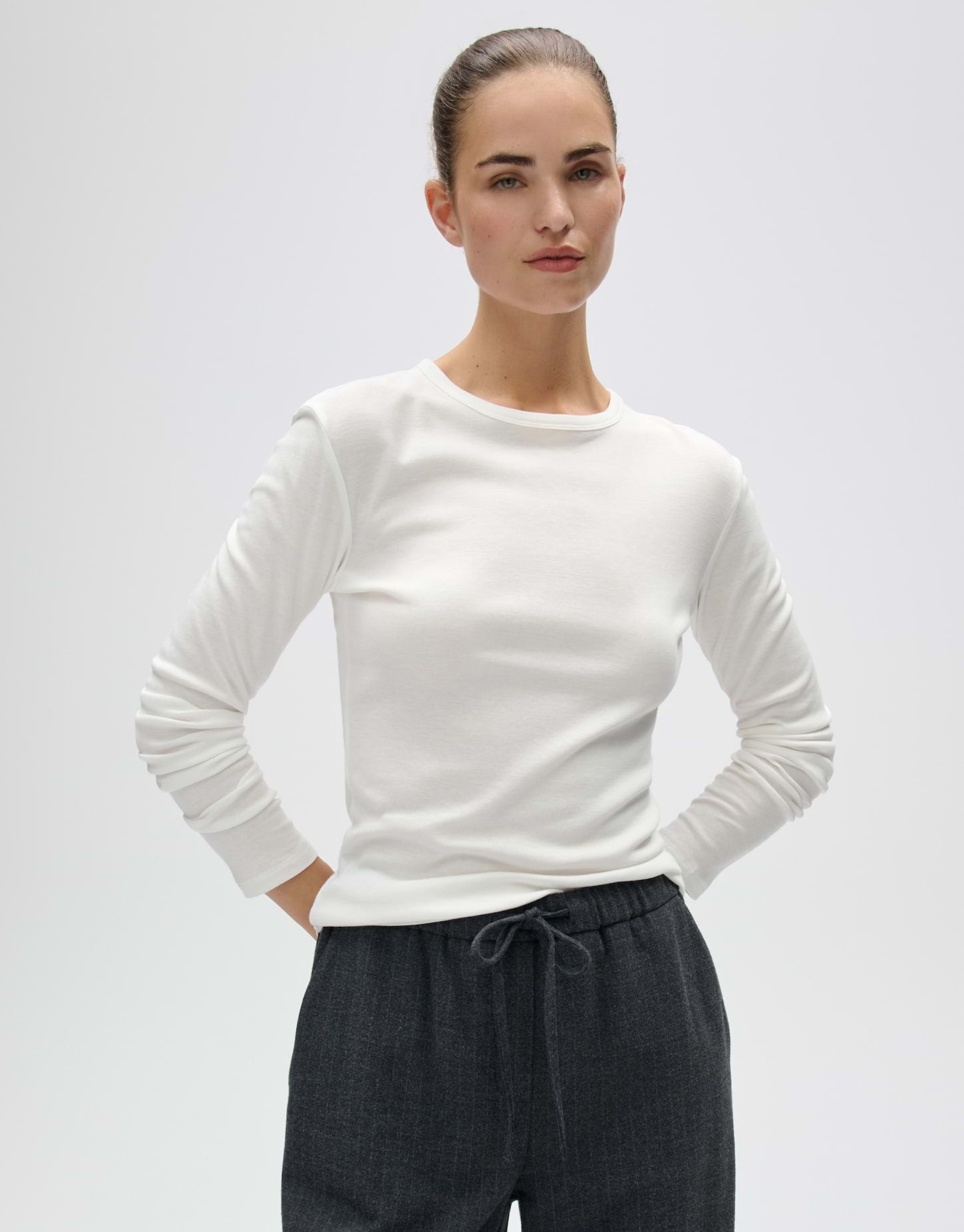 Basic Longsleeve Slim Fit Sherrie