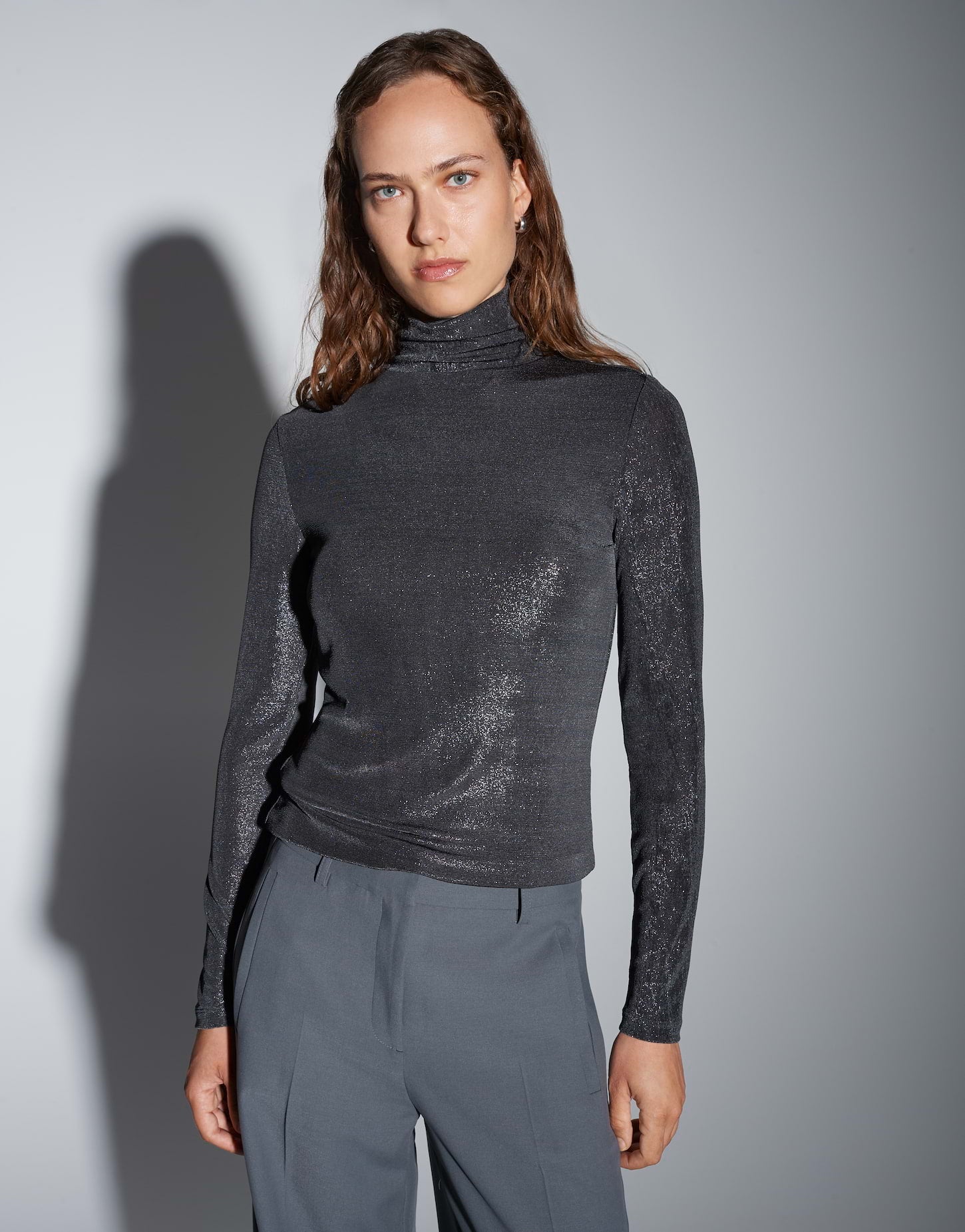 Someday Slim Rollkragenshirt mit schimmernder Optik Kirsa