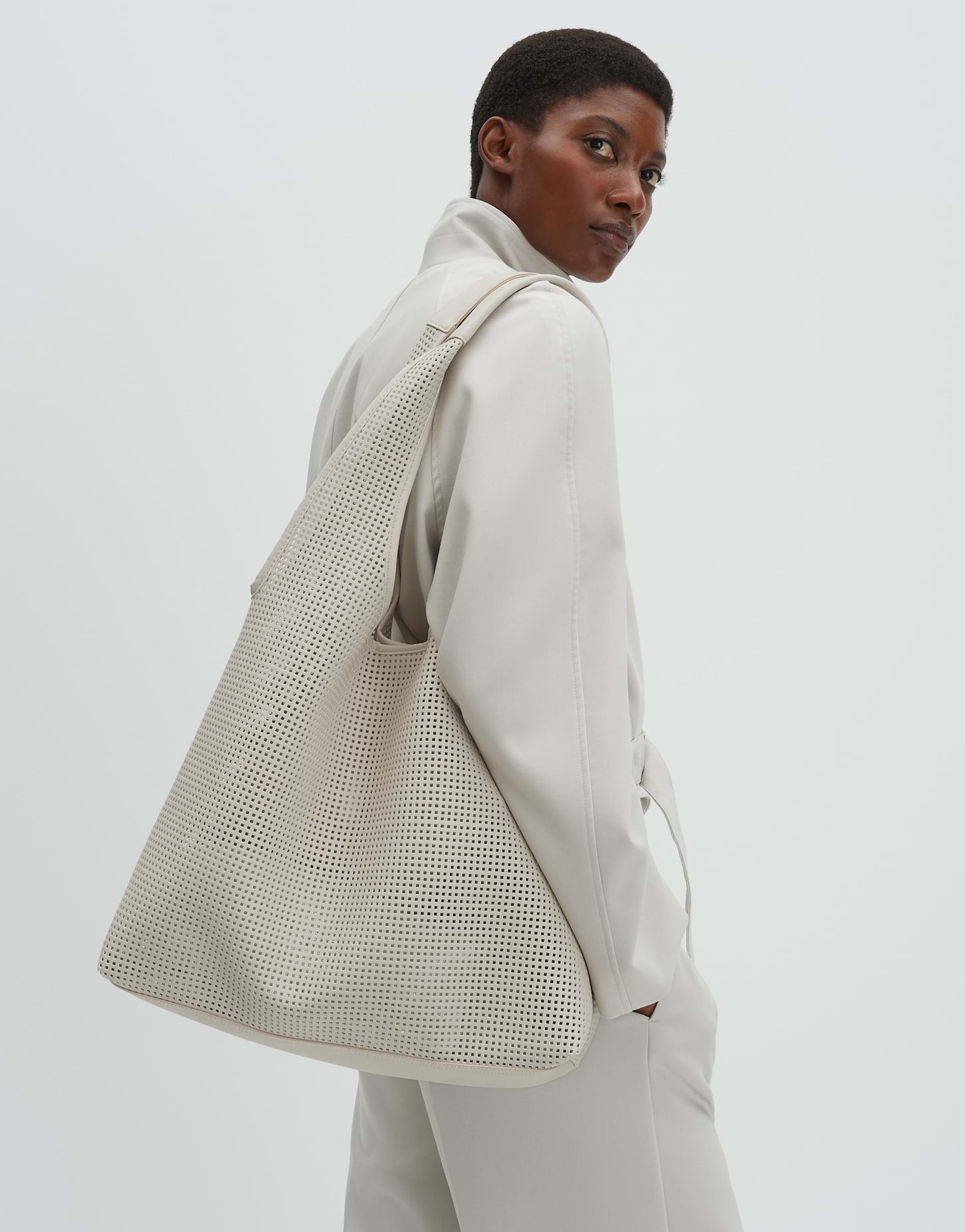 someday Shopper aus perforiertem Kunstleder Bliano