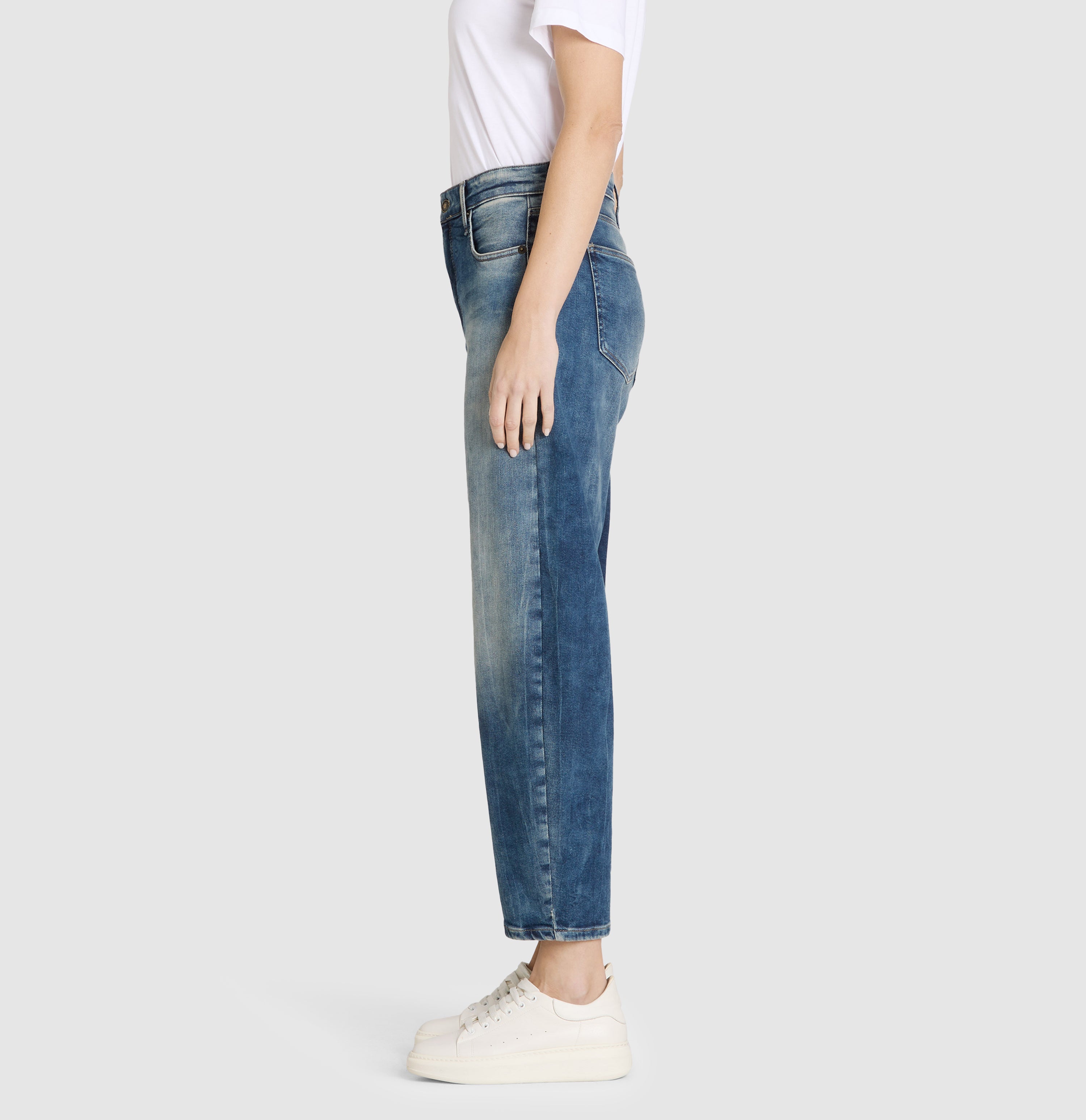 MAC JEANS Light authentic denim Danni