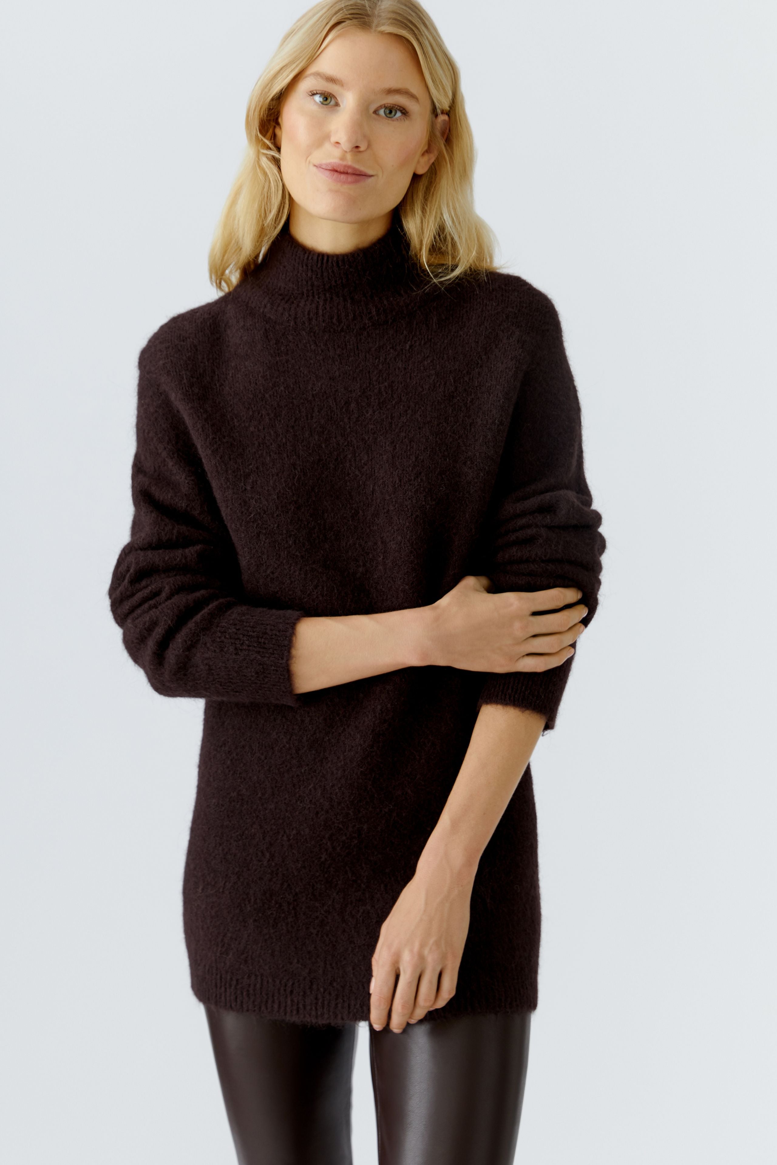 Oui längerer Pullover seamless gestrickt