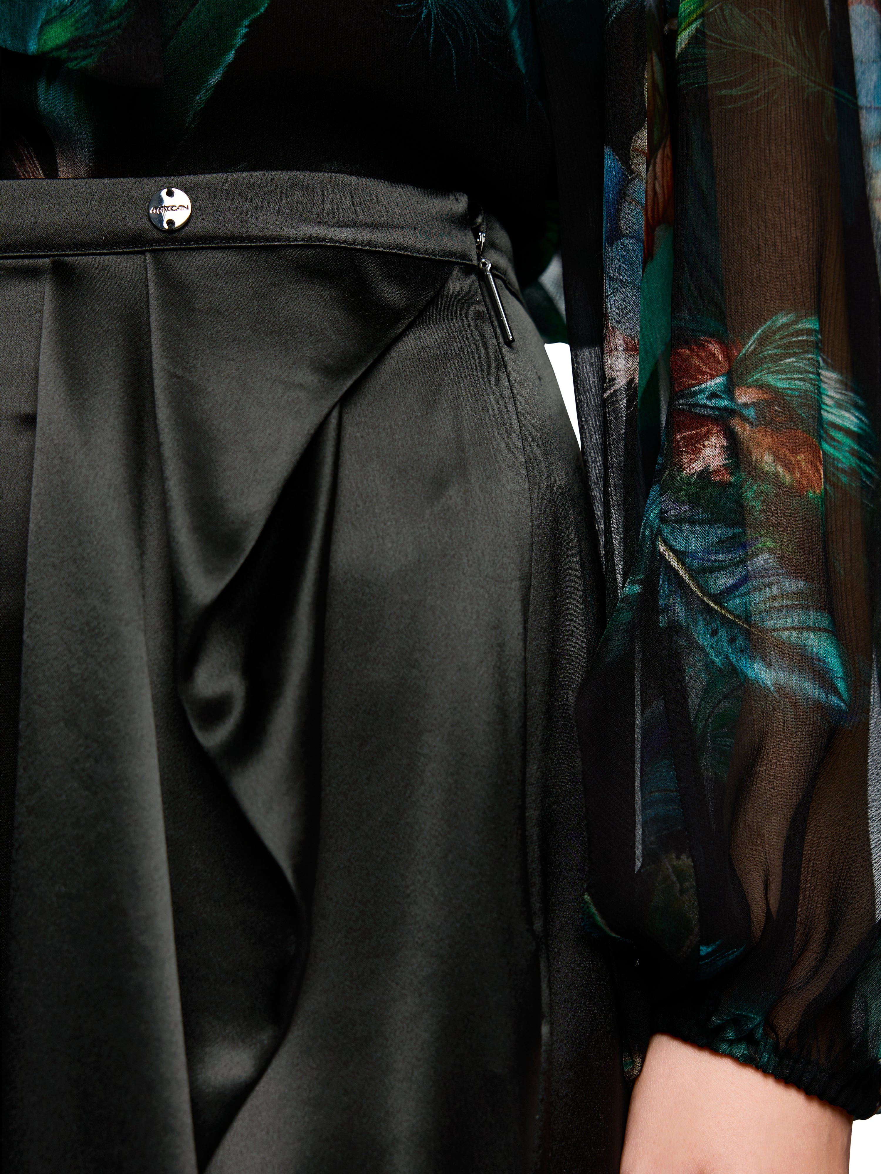 Marc Cain Wadenlanger Rock mit Drapierung