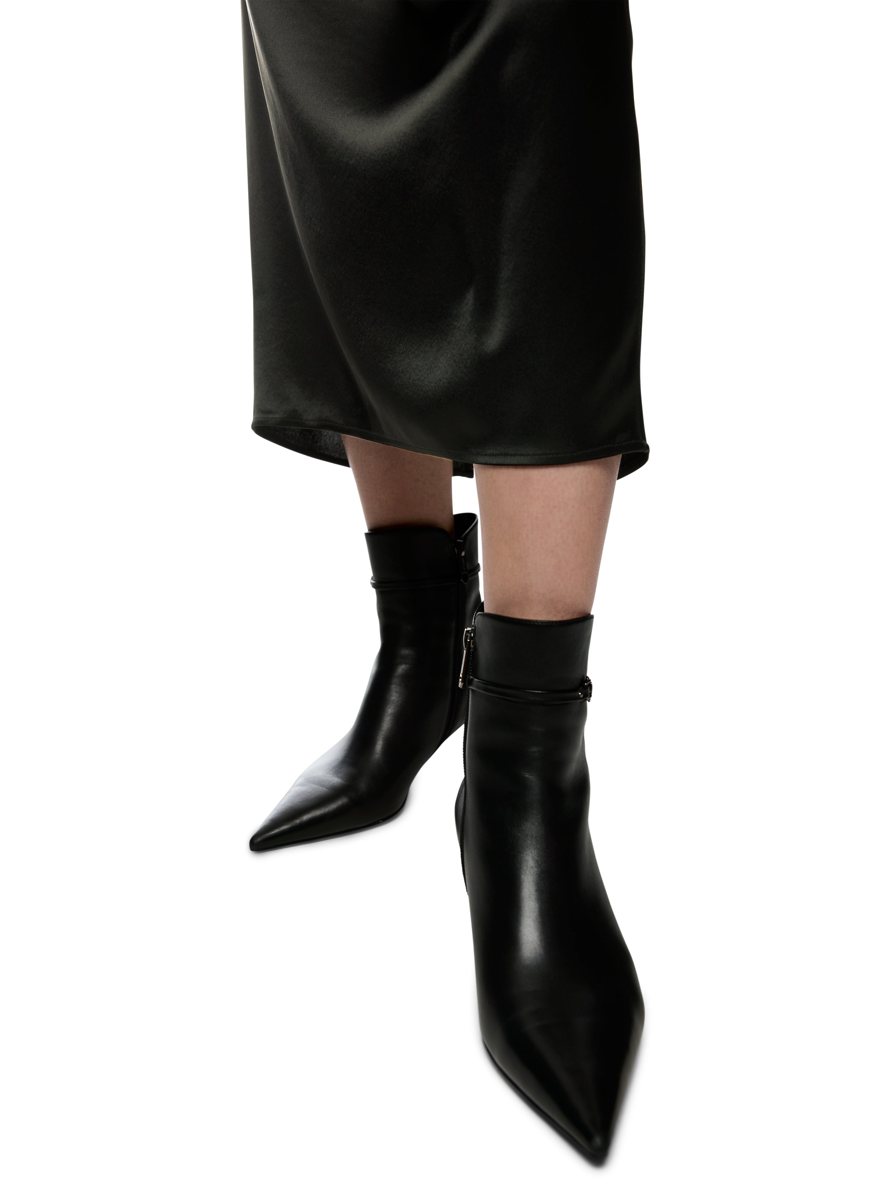 Marc Cain Wadenlanger Rock mit Drapierung