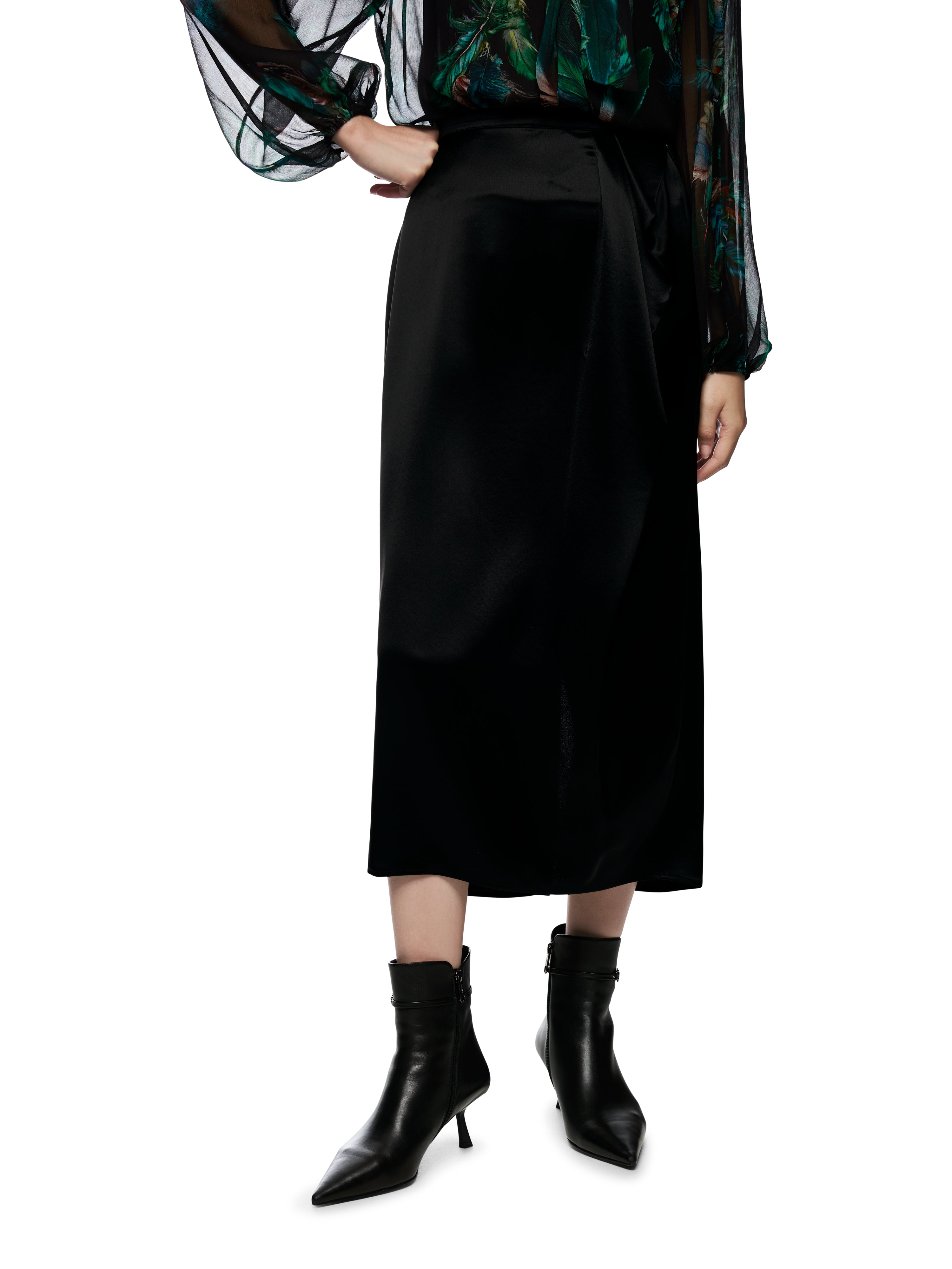 Marc Cain Wadenlanger Rock mit Drapierung