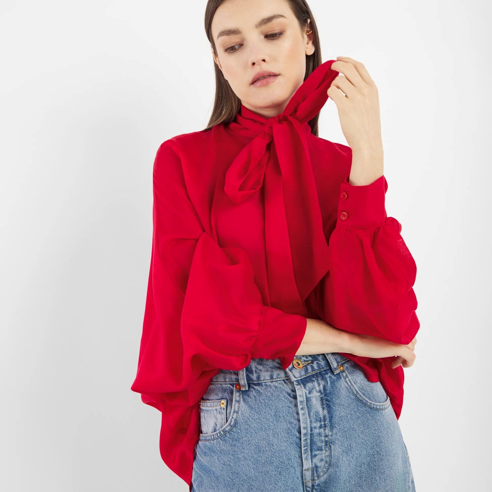 SoSue Antonia Bow Bluse
