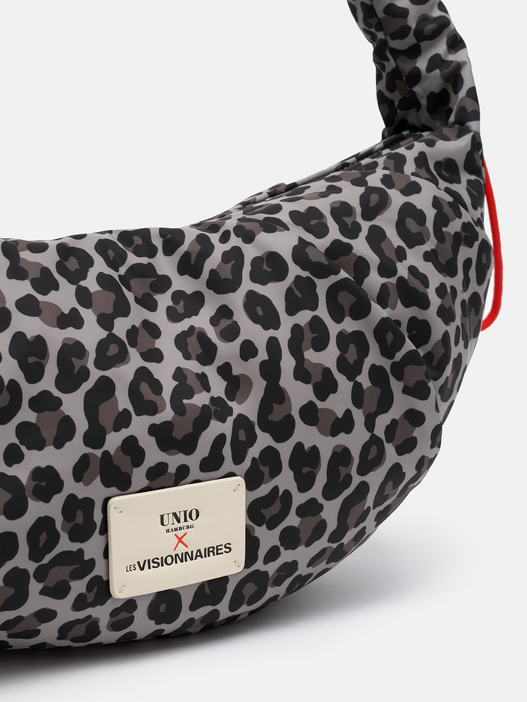 Unio Les Visionnaires Vancouver Leo