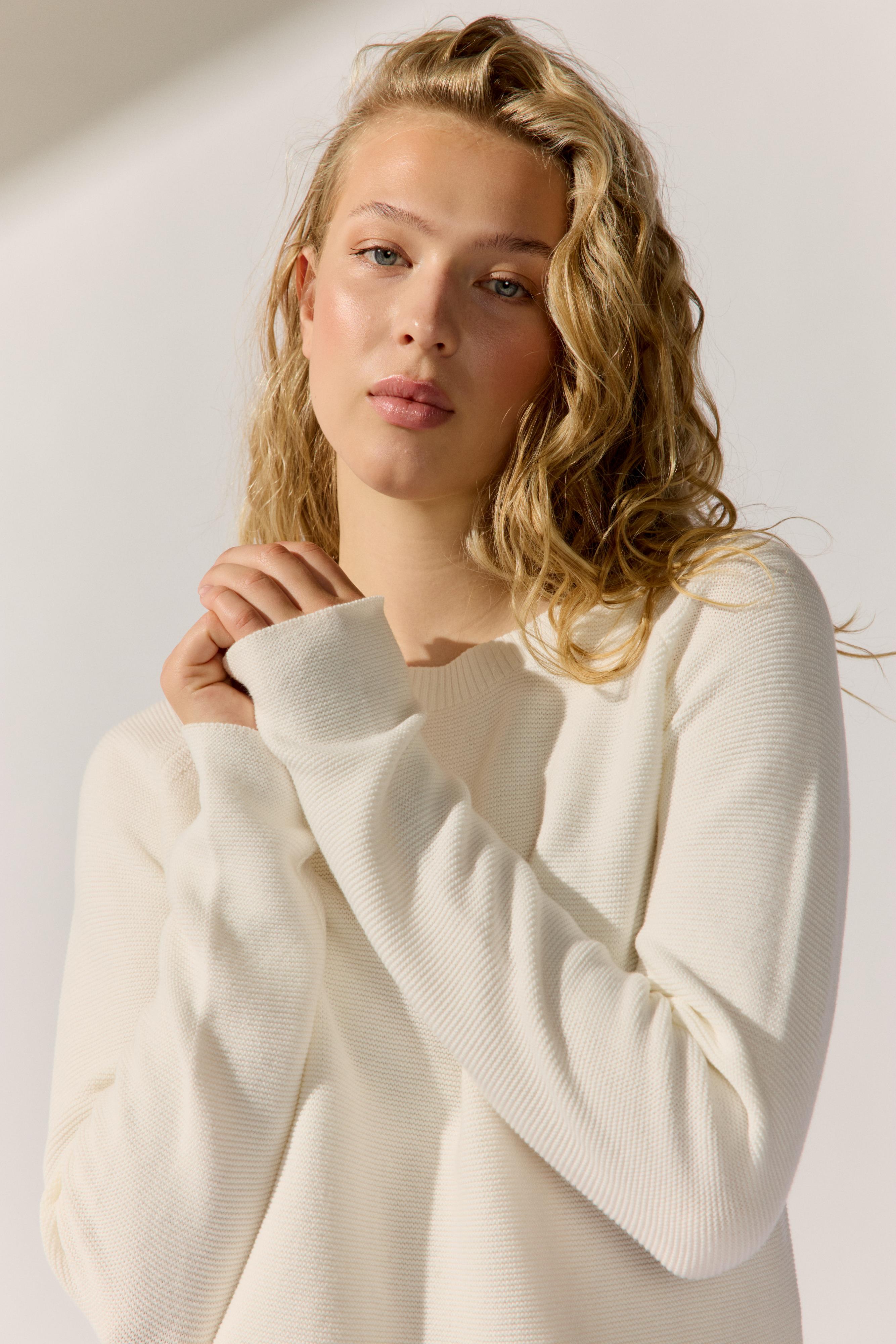 The Fashion People NOS Pullover knitted
