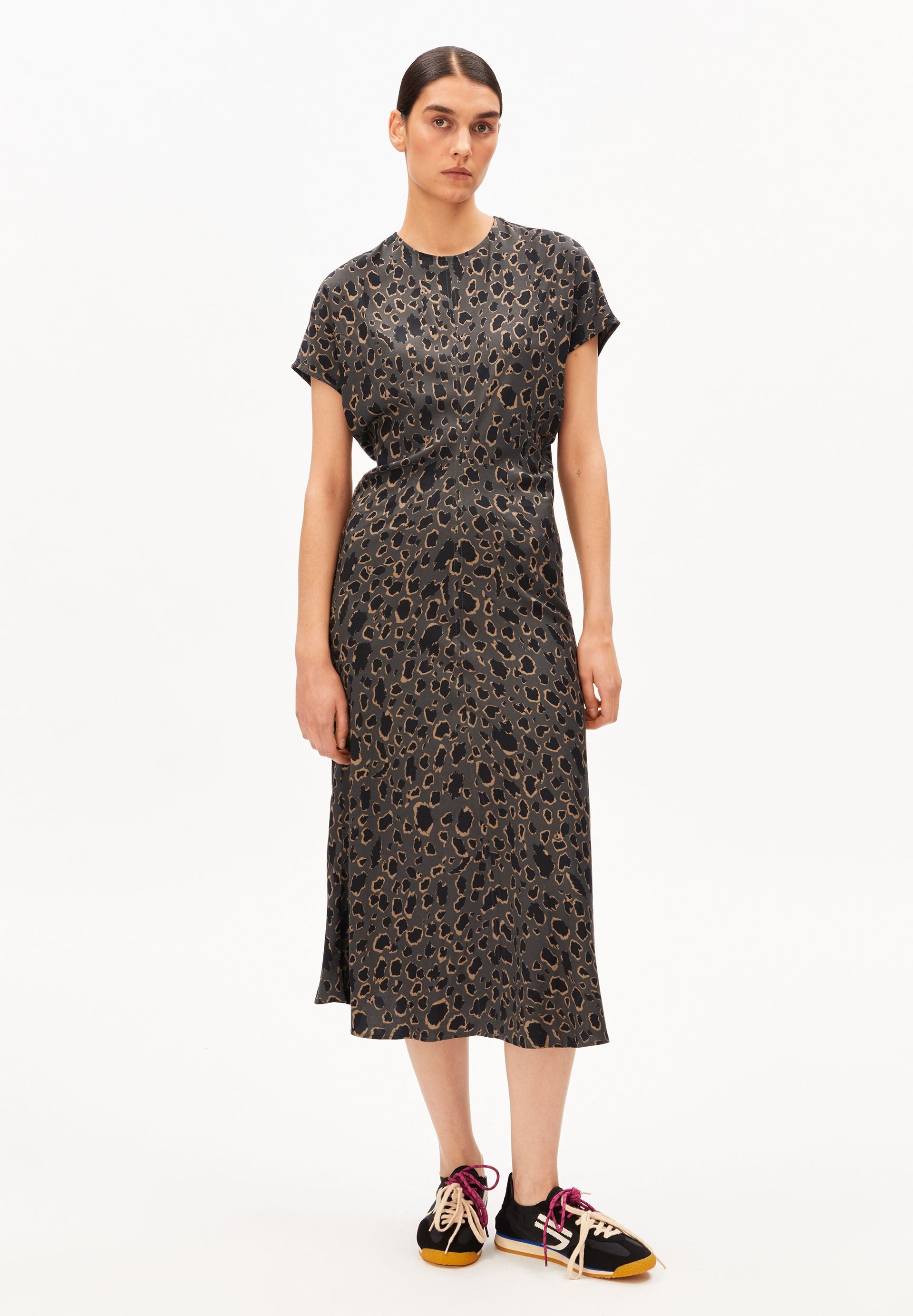 armedangels LEO-FLEDERMAUSÄRMEL MIDI-KLEID