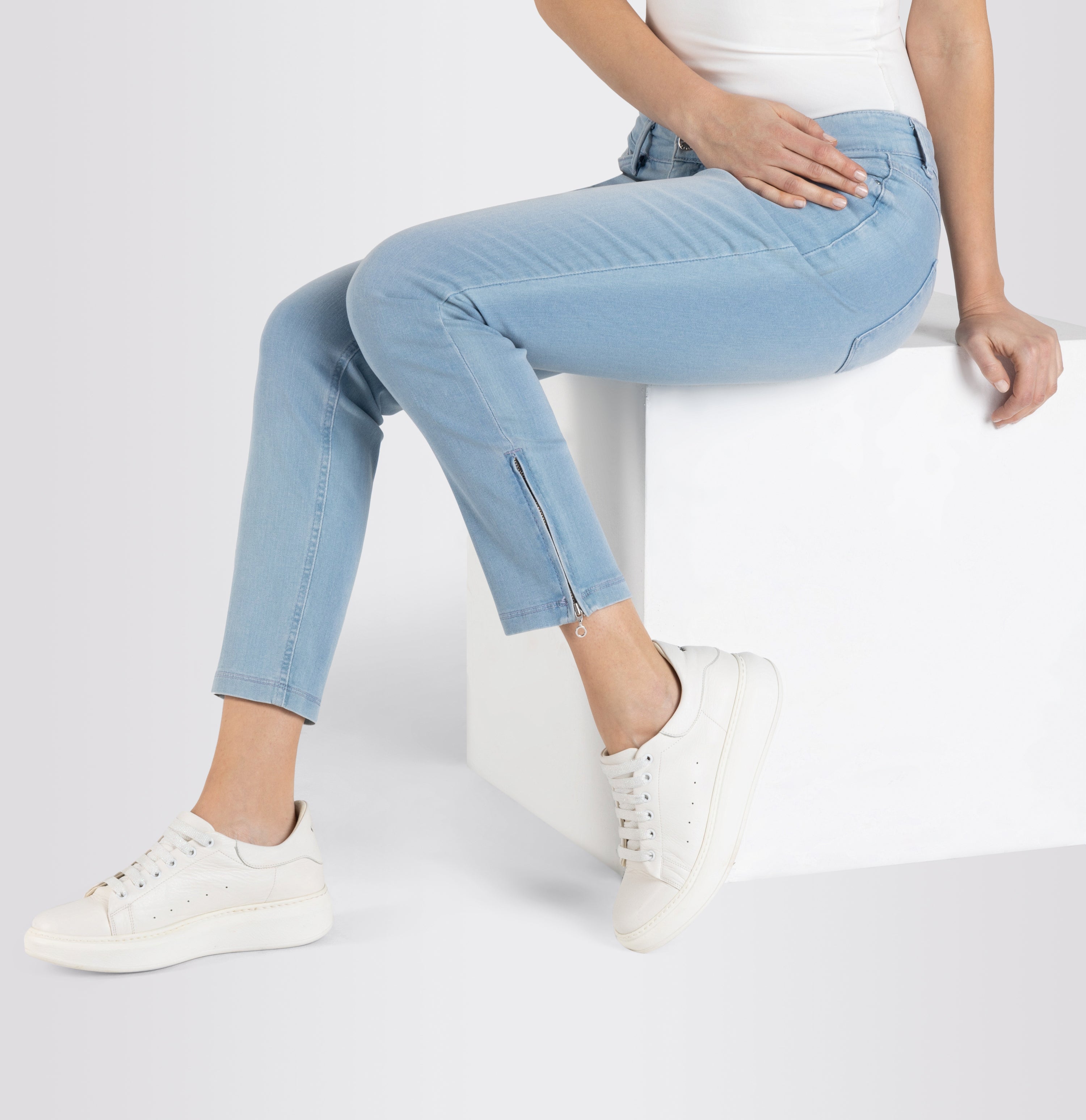 MAC JEANS - DREAM CHIC, Dream denim