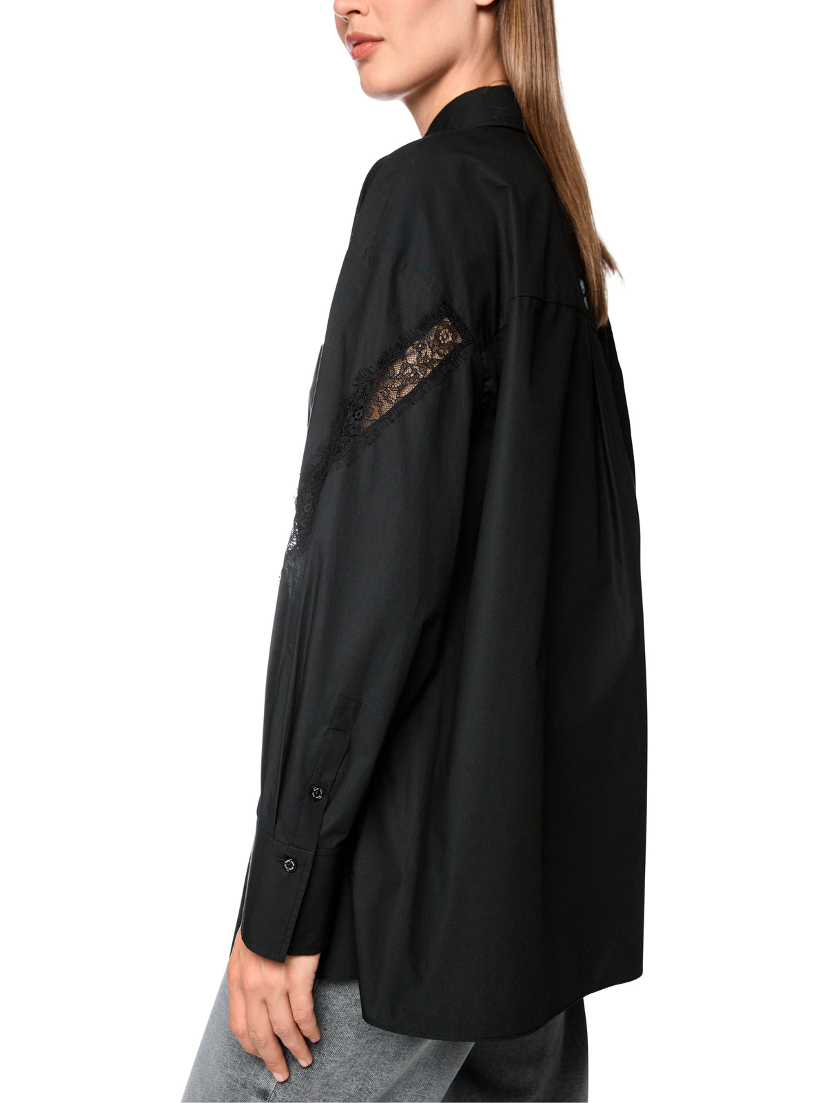 Bluse mit Spitzeneinsätzen