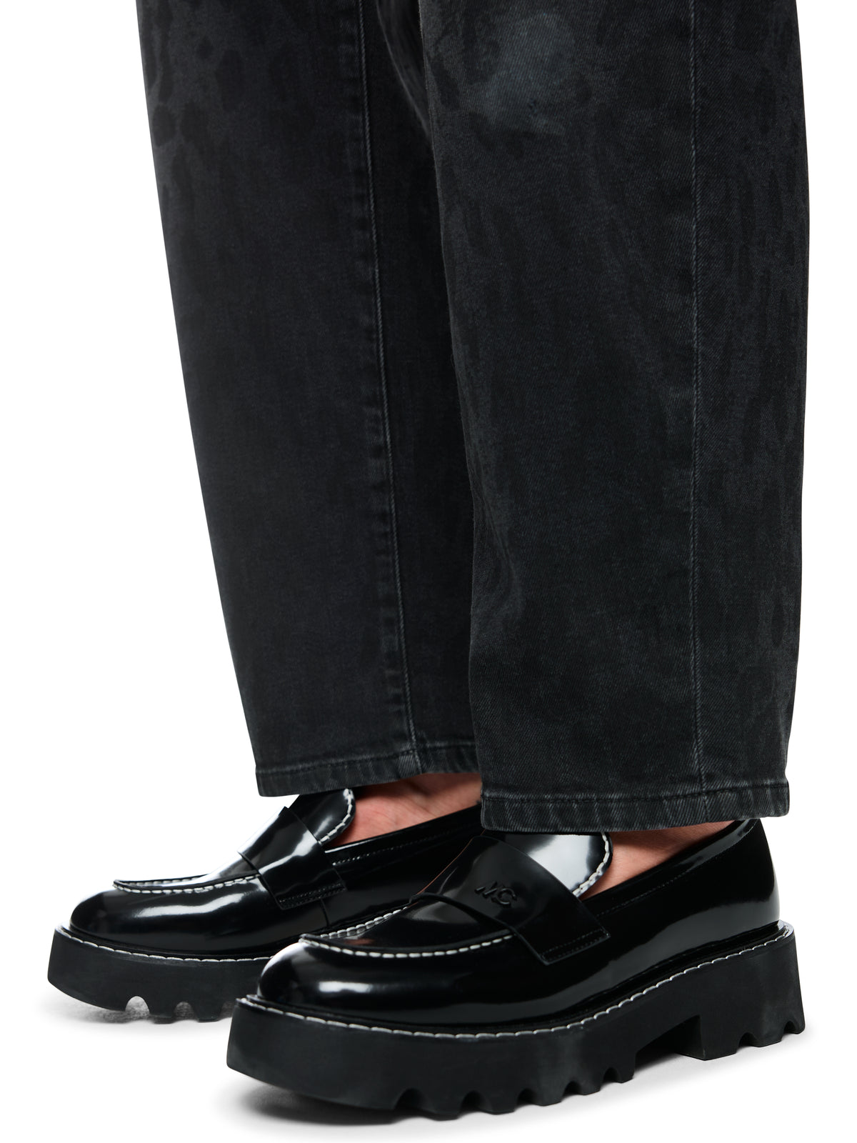 Jeans RUMA mit Leo-Design