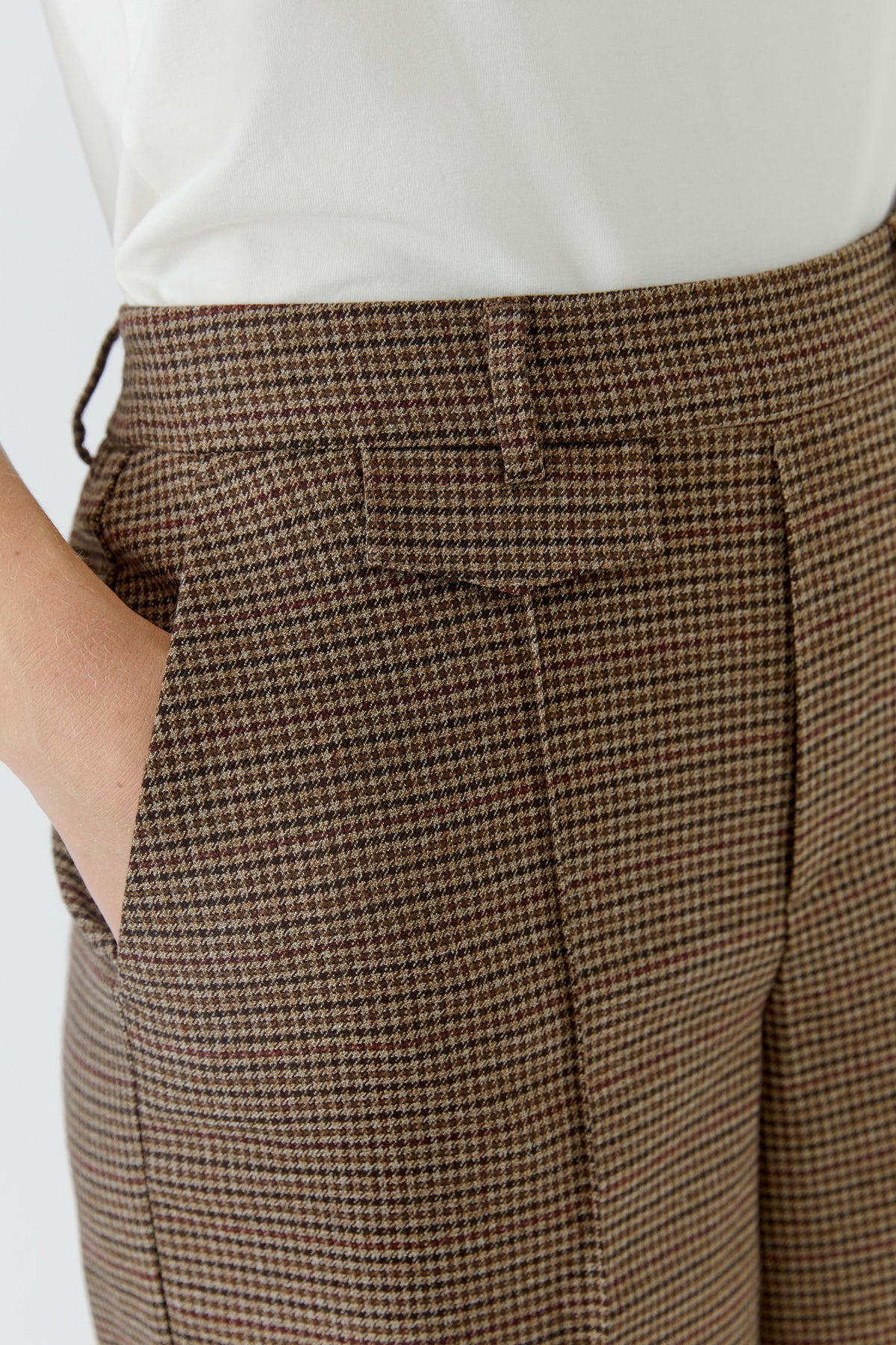 Anzughose mit seitlichem Reißverschluss