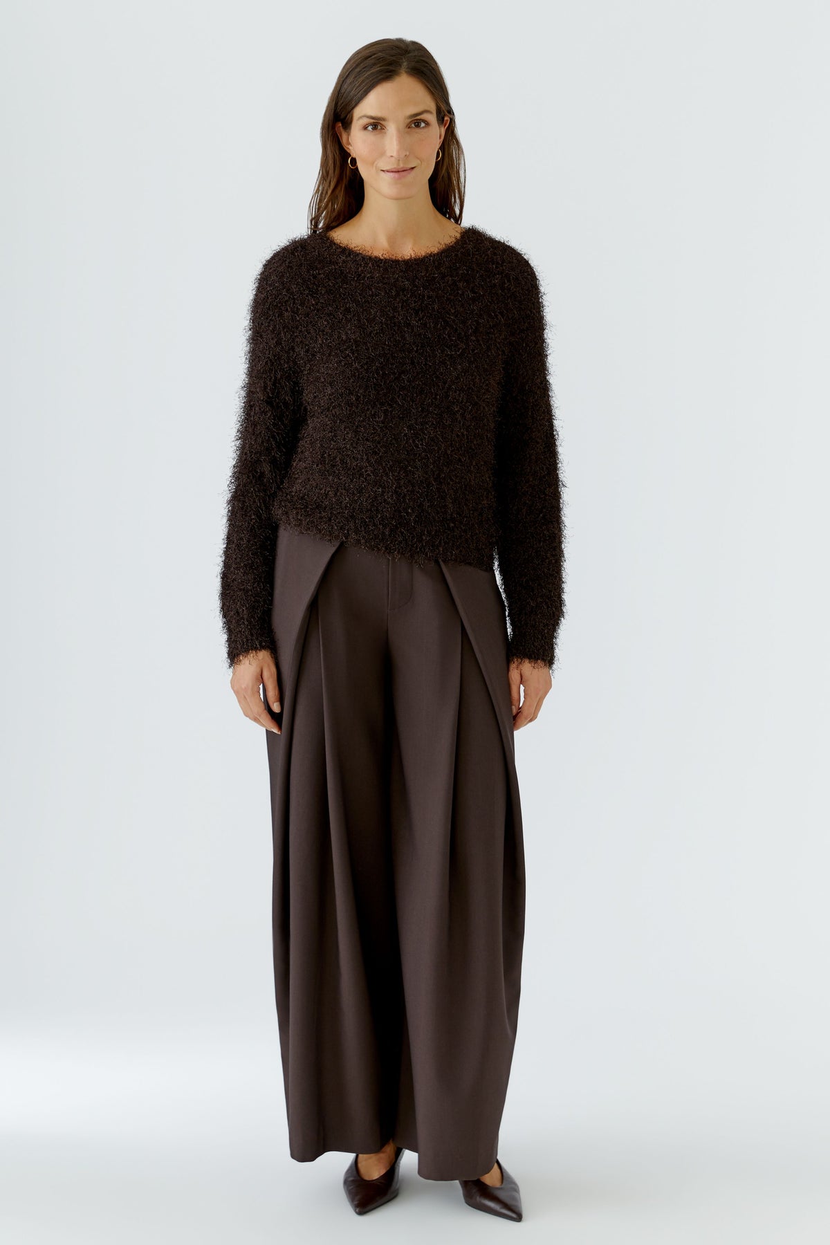 Verkürzter Pullover aus Fransengarn