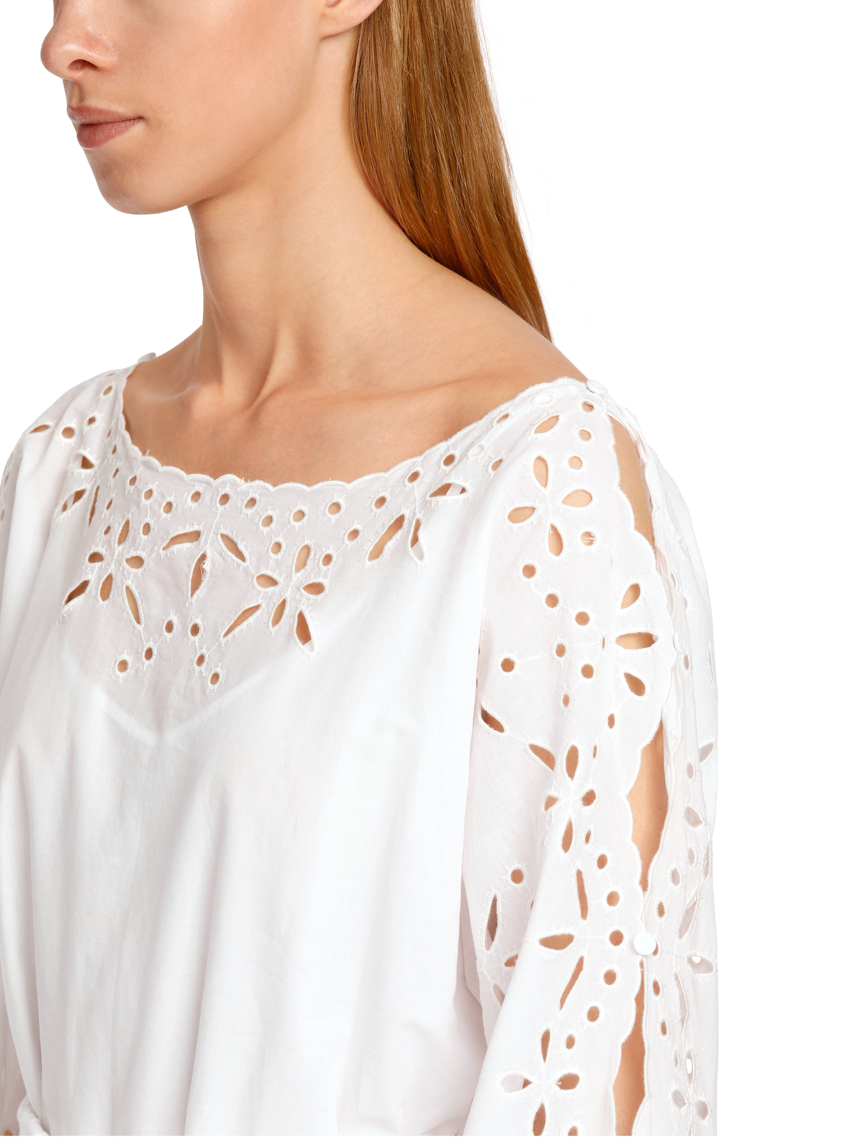 Feminines Baumwollkleid mit Spitze
