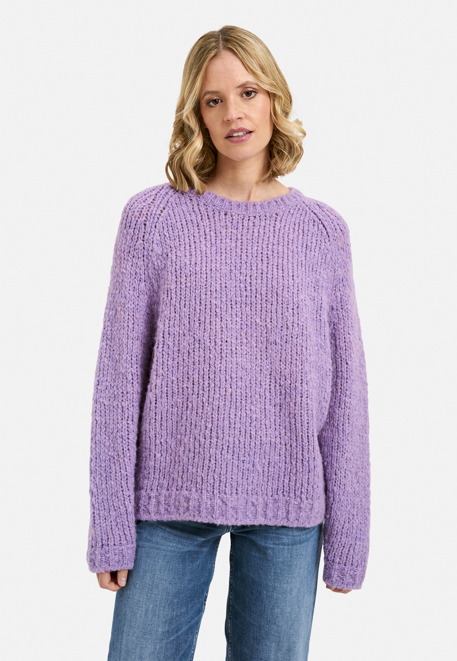 Round neck Raglan Knit