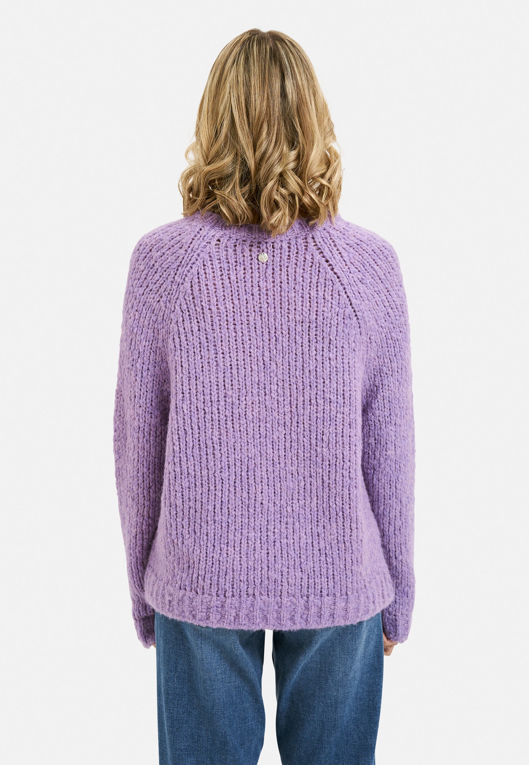 Round neck Raglan Knit