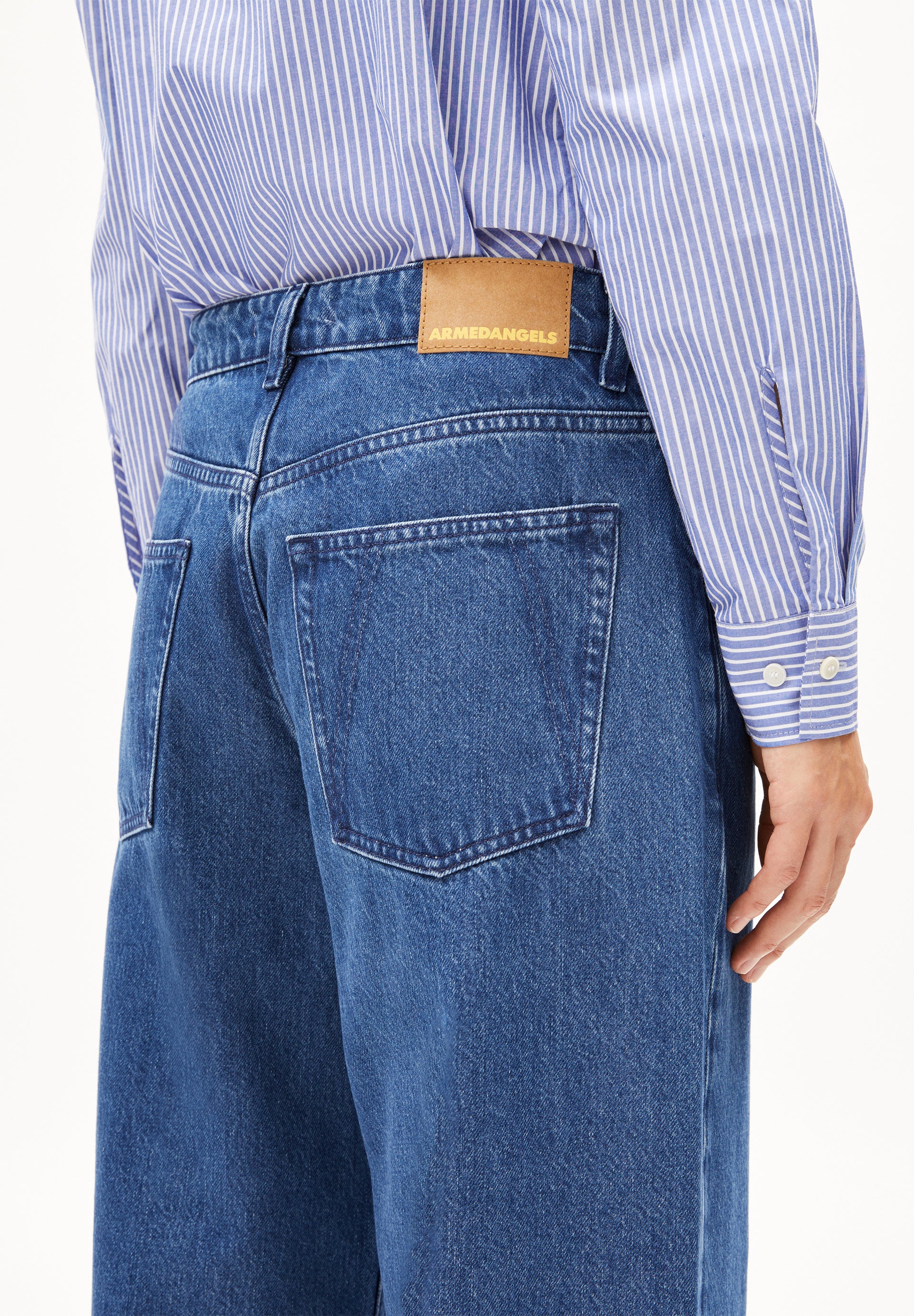 ASTRAEAAS MID WAIST WIDE JEAN
