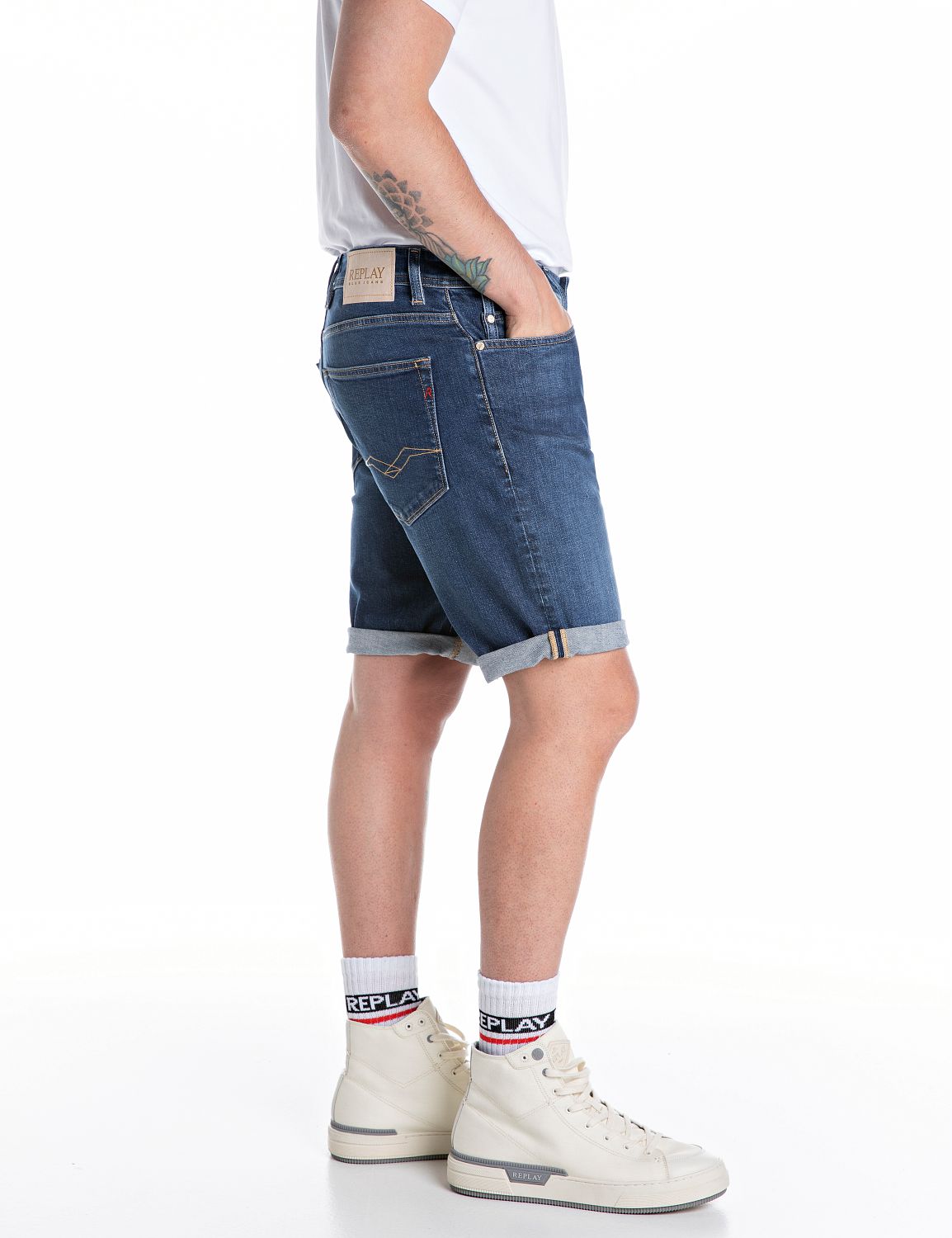SHORT TAPERED