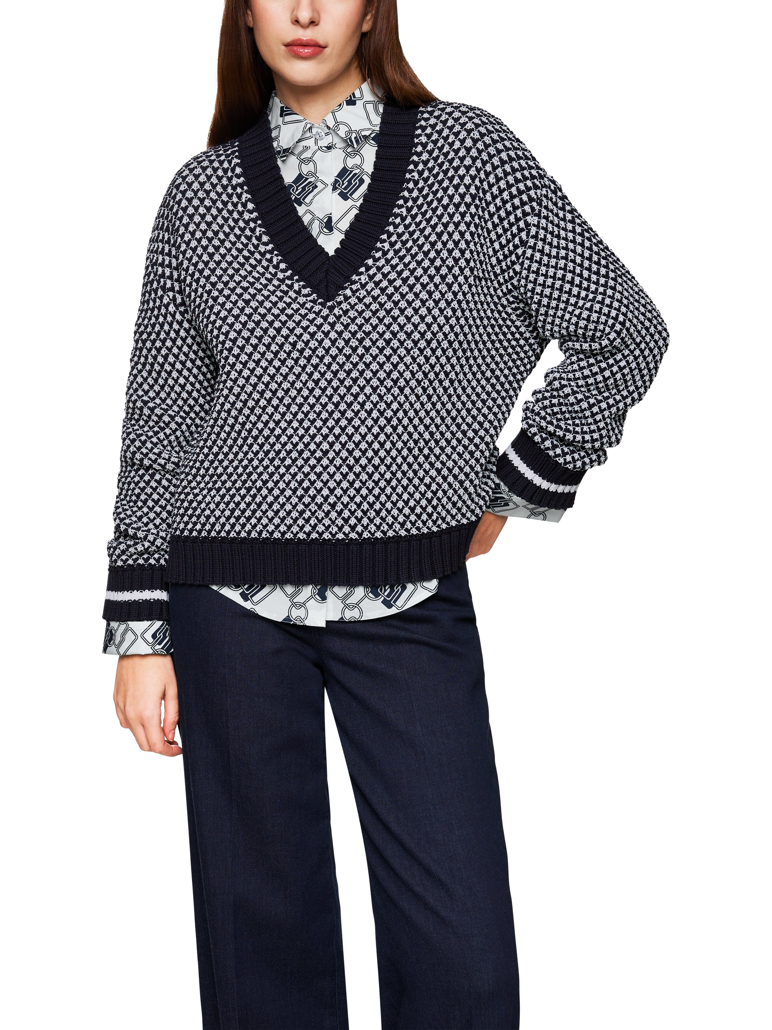 Kurzer Pullover Knitted in Germany