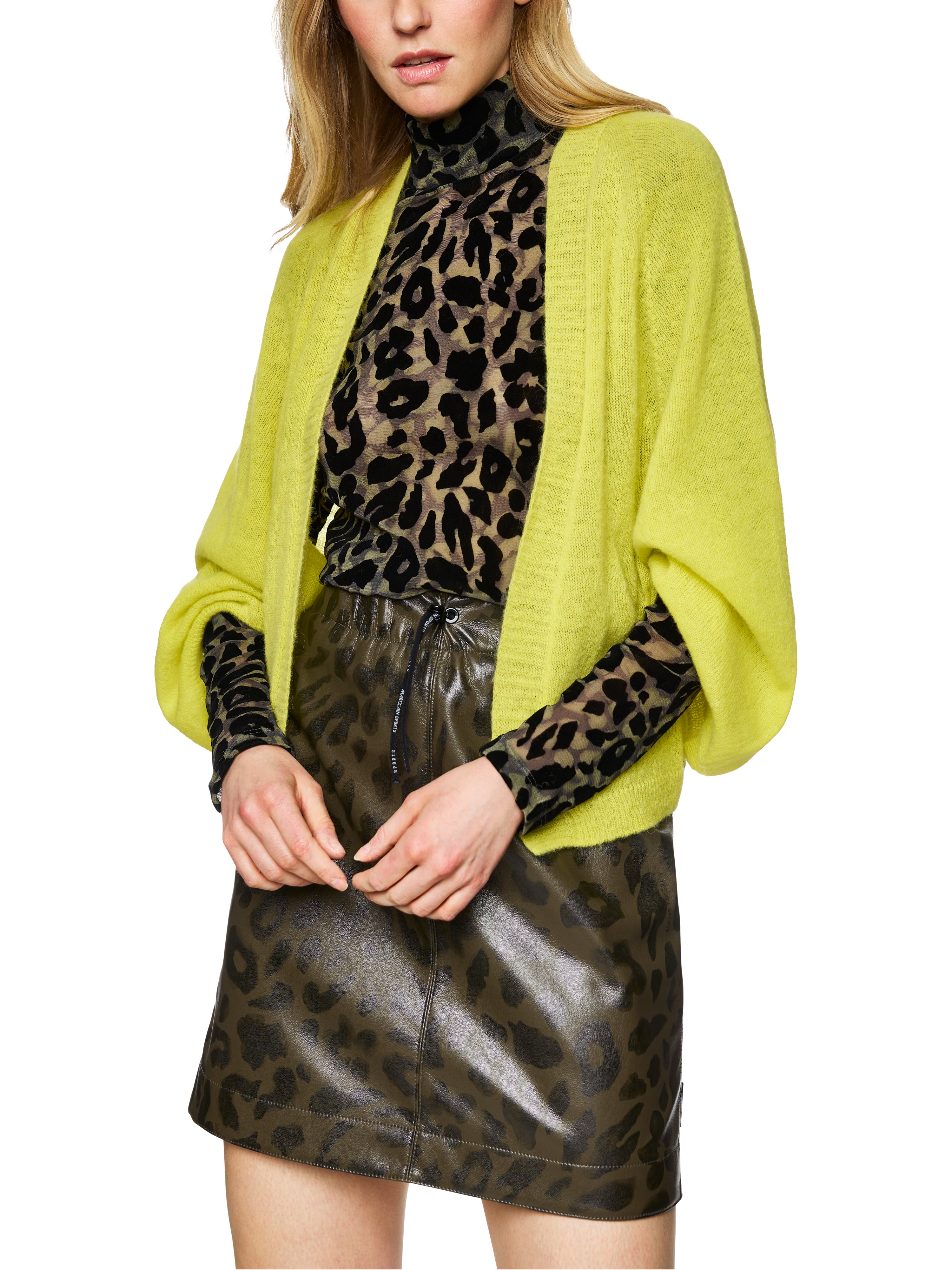 Leichter Cardigan Knitted in Germany