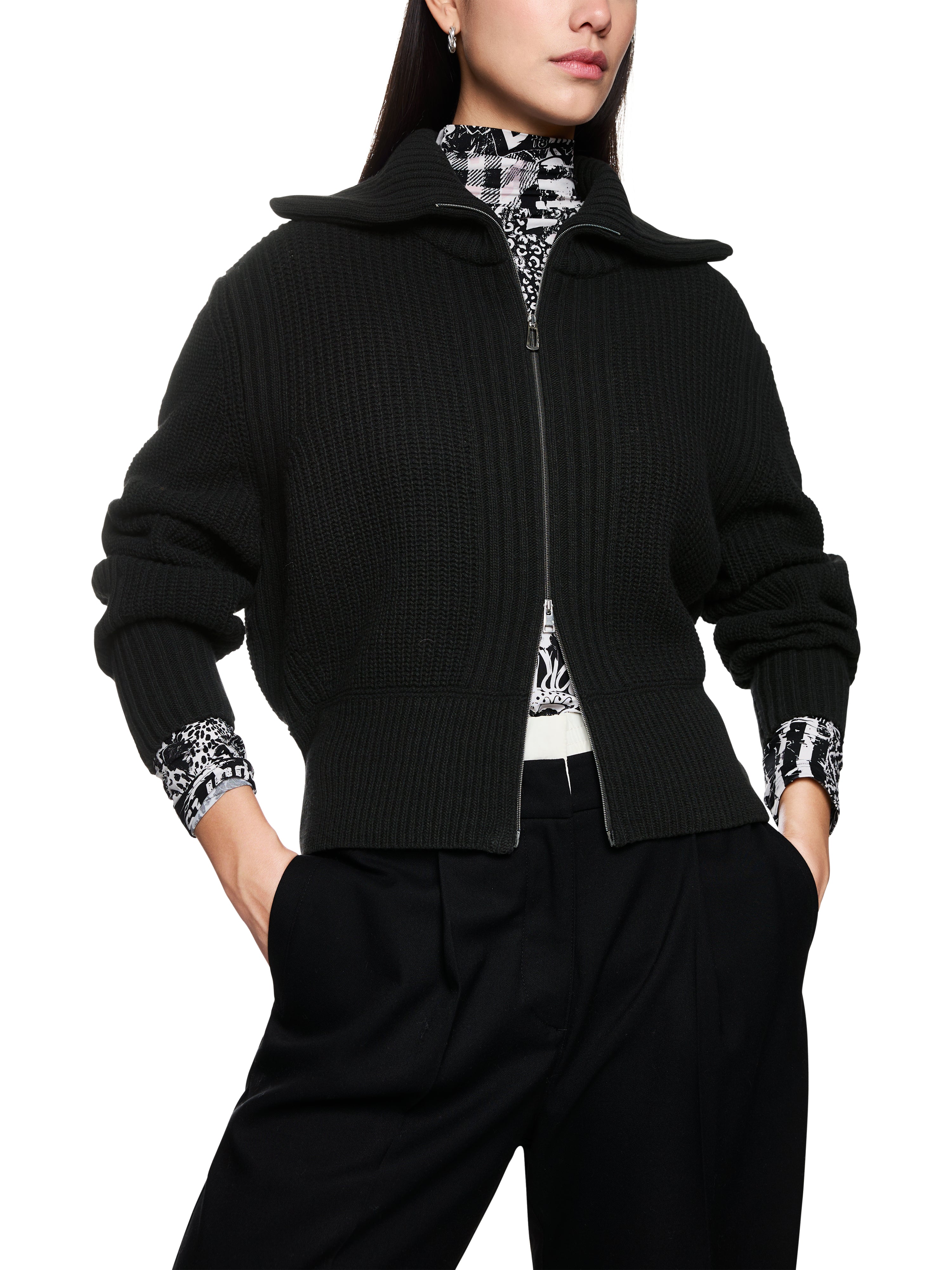 Marc Cain Knitted in Germany Cardigan mit Kragen