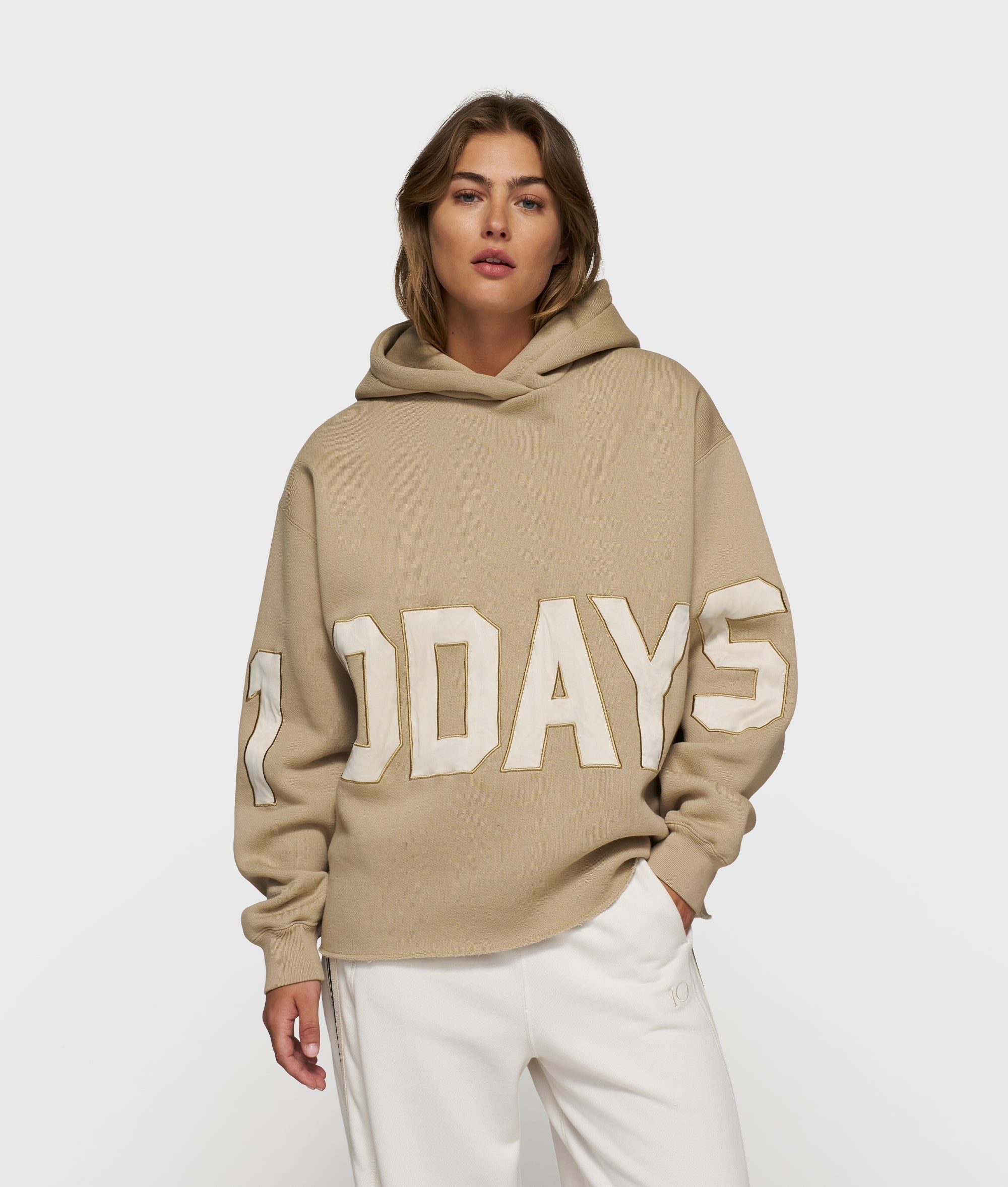 10Days statement logo hoodie