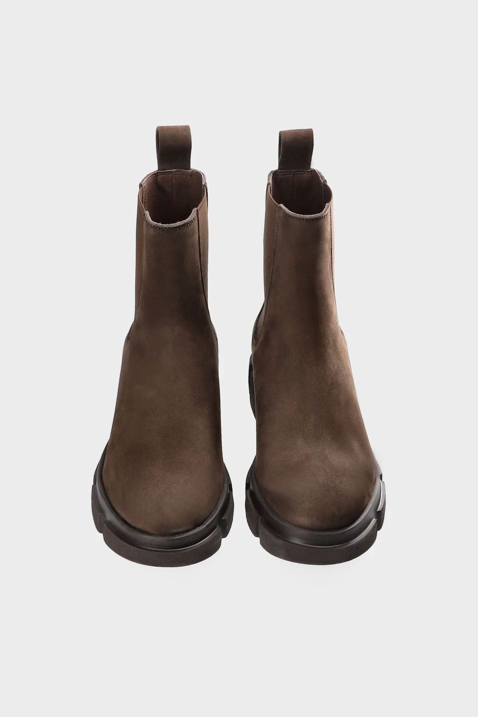 Copenhagen Chelsea Boots aus weichem Nubukleder chocolate