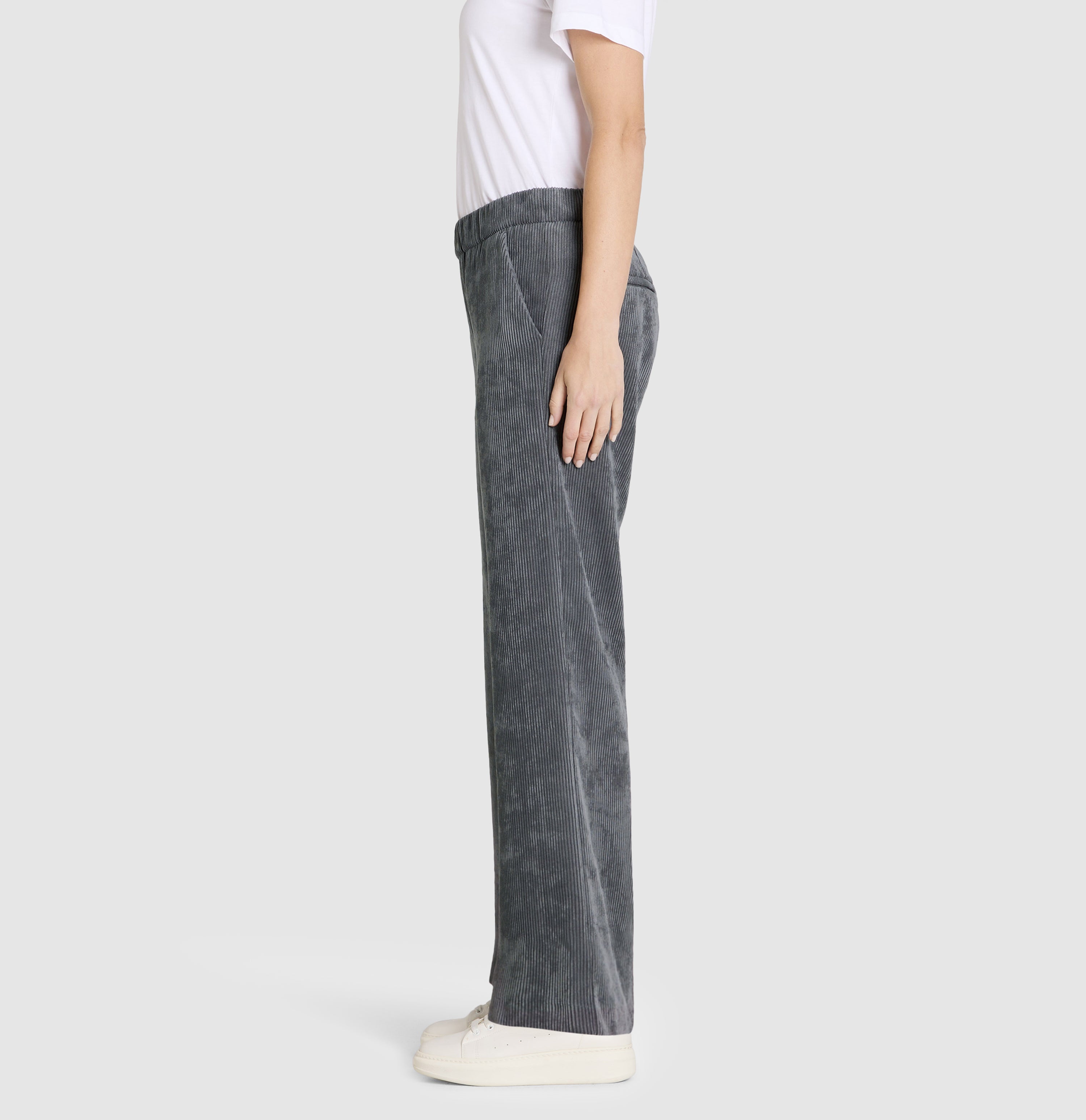 MAC JEANS Cordhose CHIARA, Fluid corduroy