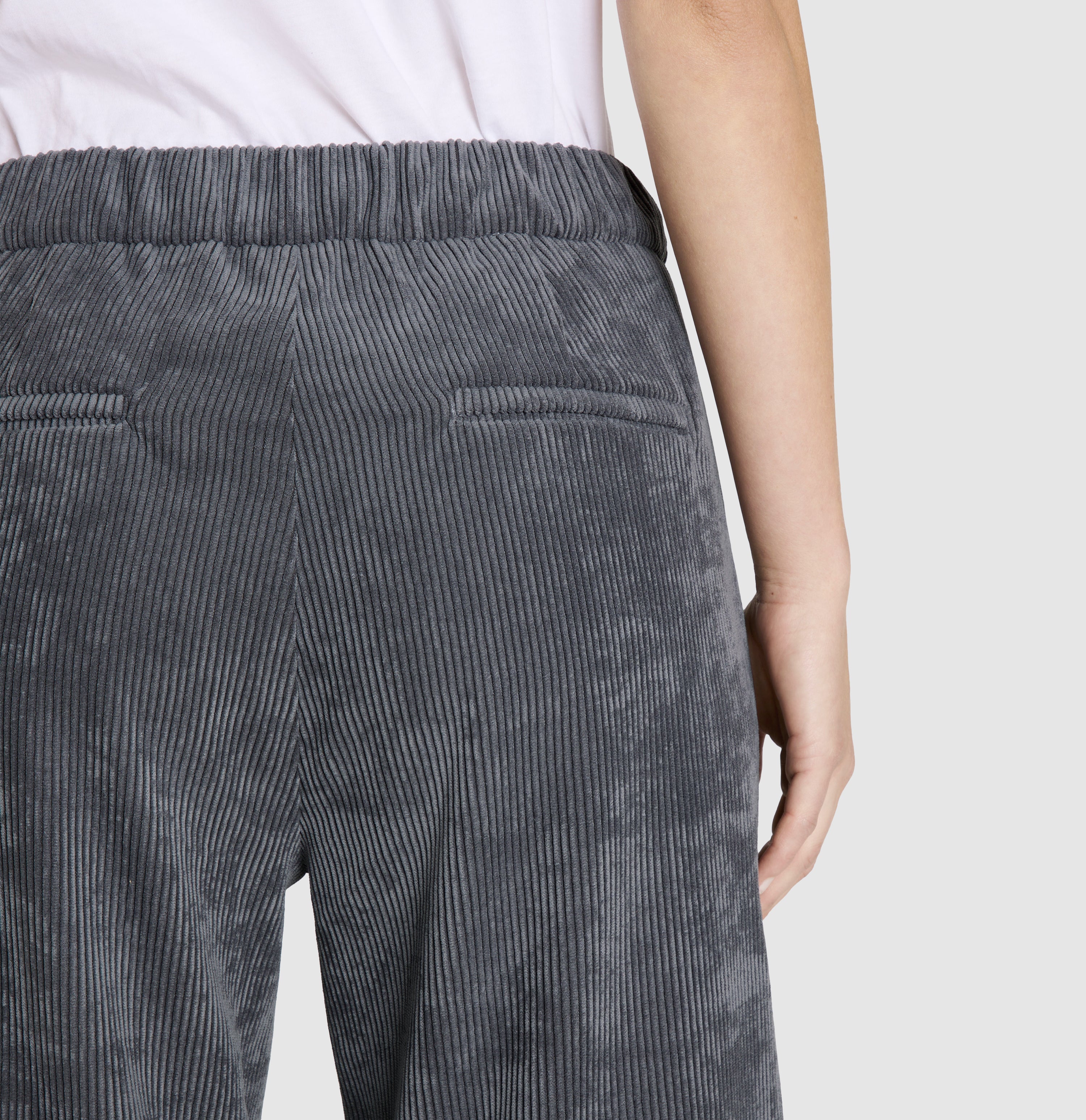 MAC JEANS Cordhose CHIARA, Fluid corduroy