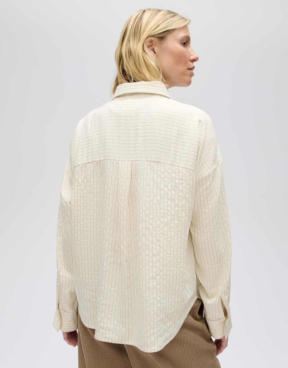Oversized Hemdbluse mit Faltendetail am Ärmel Flui