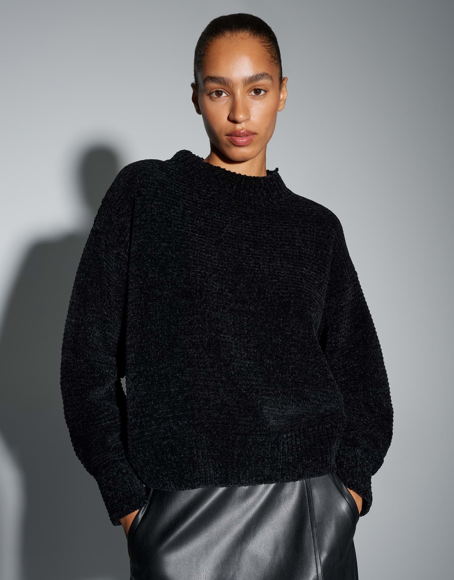 OPUS Regular Strickpullover aus Chenillegarn Paltina