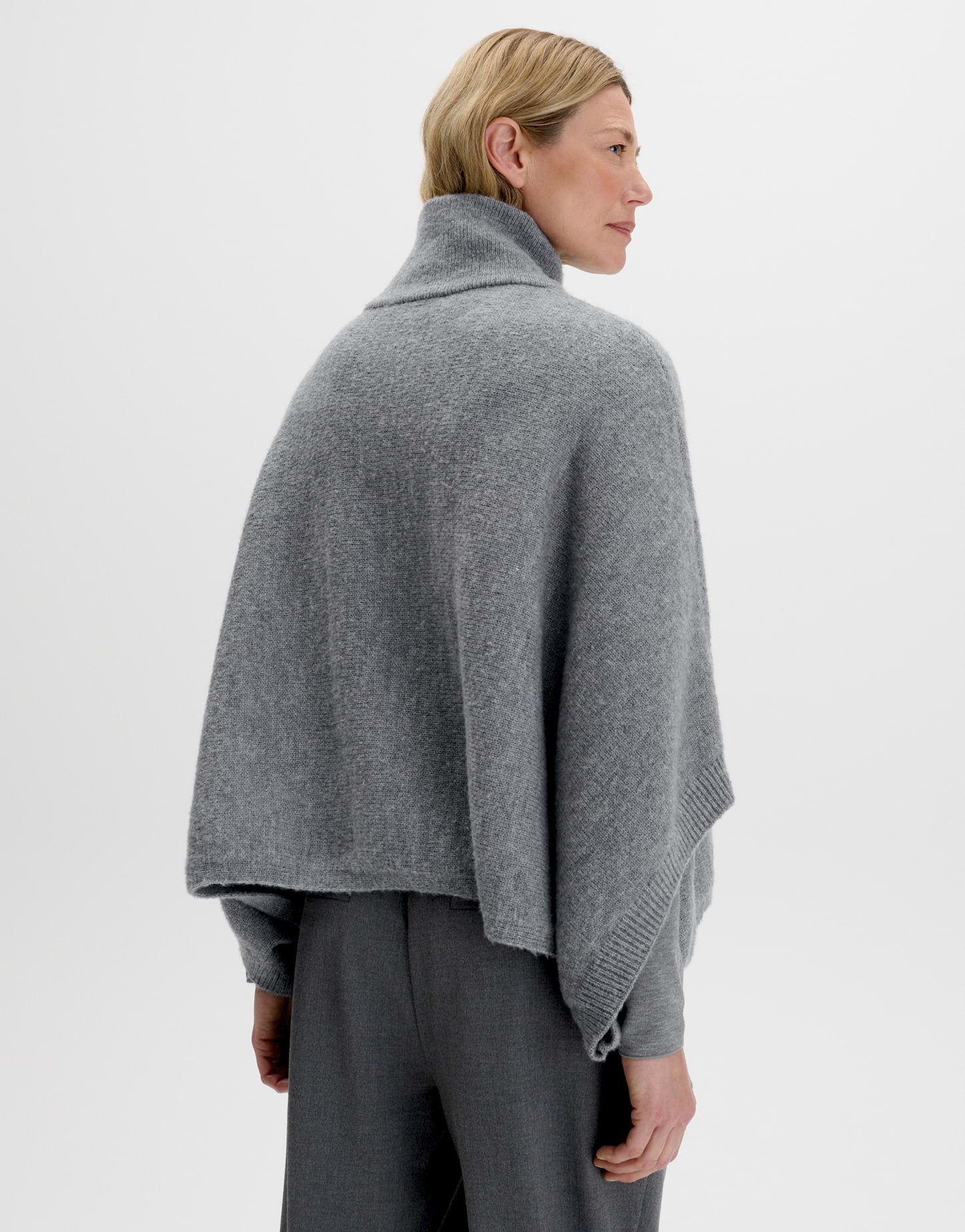 XXL Poncho mit Reissverschluss Brialo cape