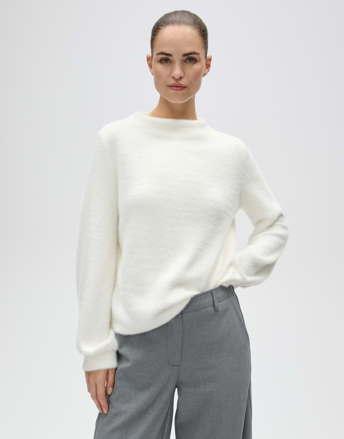 Sweatshirt aus flauschigem Effektgarn Regular Fit Gufemi