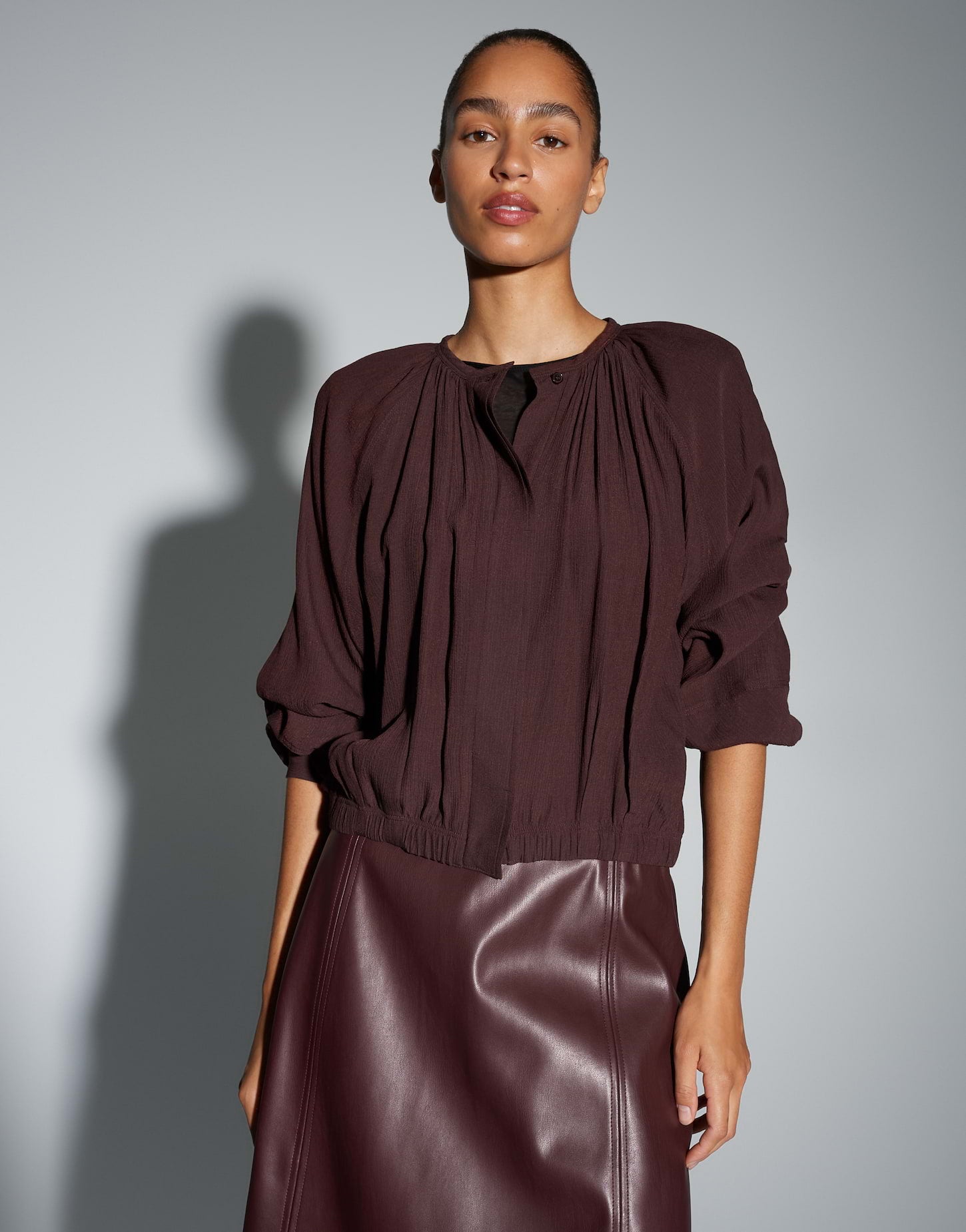 OPUS Wide Tunikabluse mit feiner Kreppstruktur Faluna