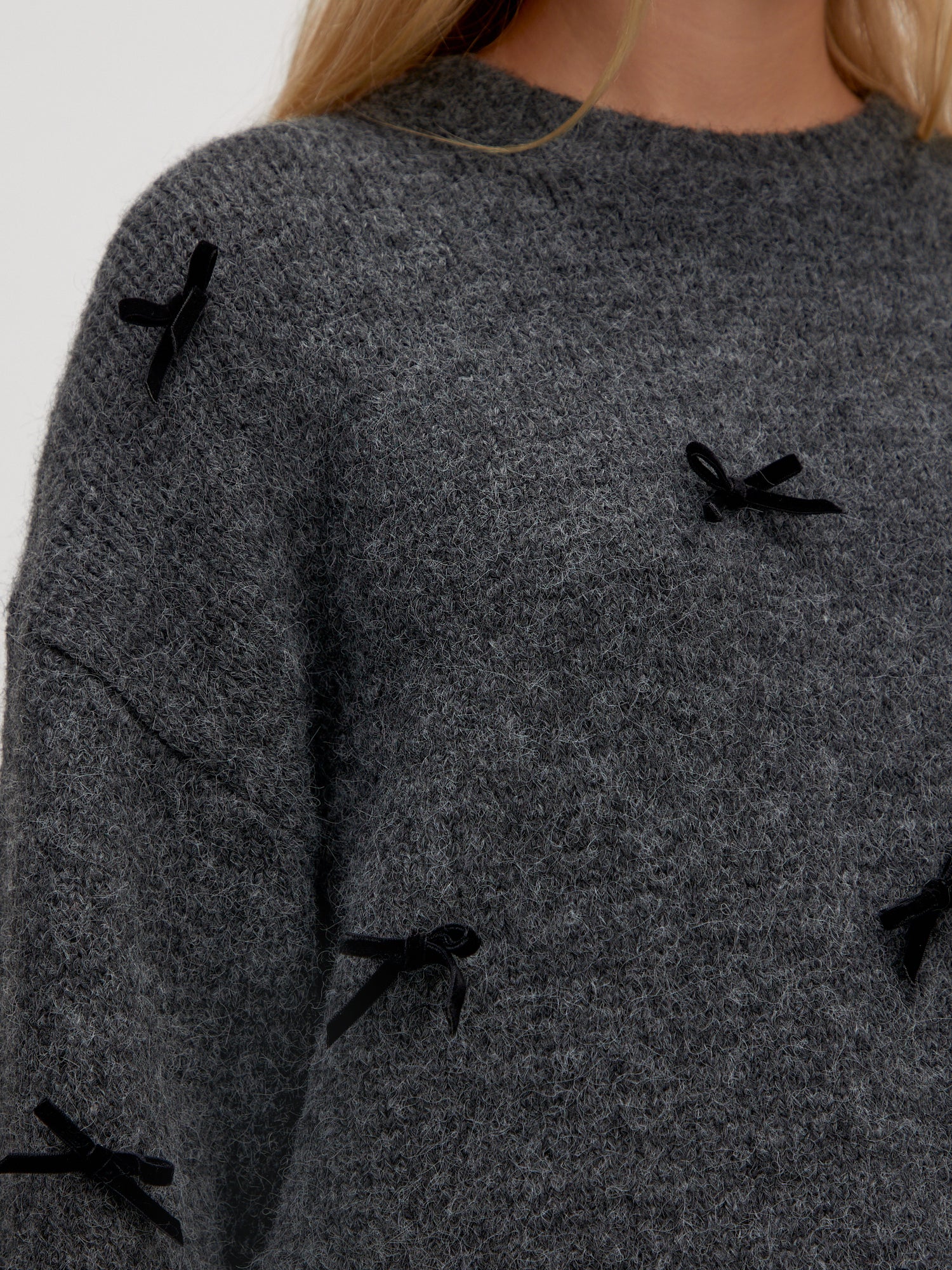 edited Pullover Bailee