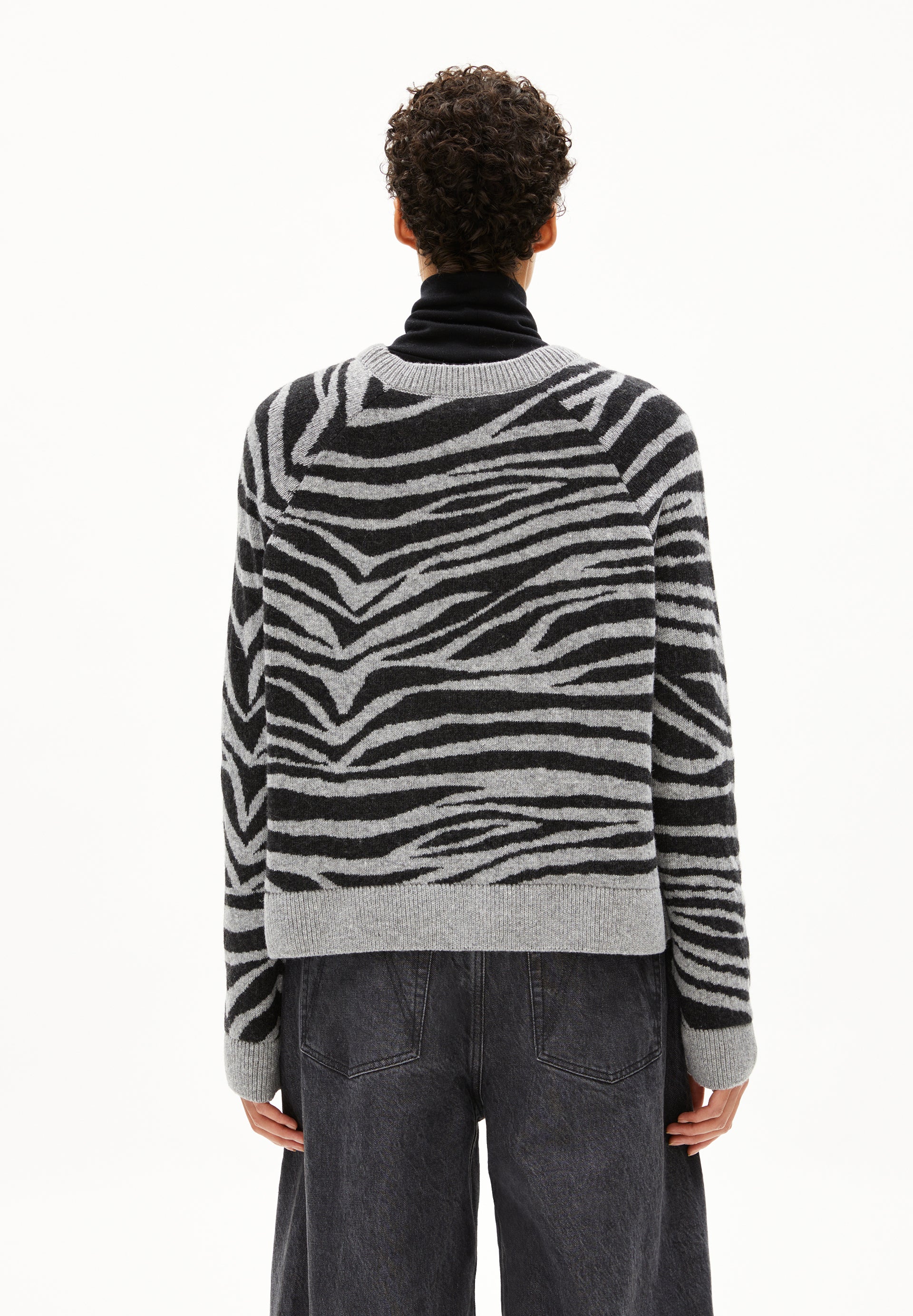 Armedangels Pullover LILIRIAA ZEBRARAA aus Bio-Woll Mix