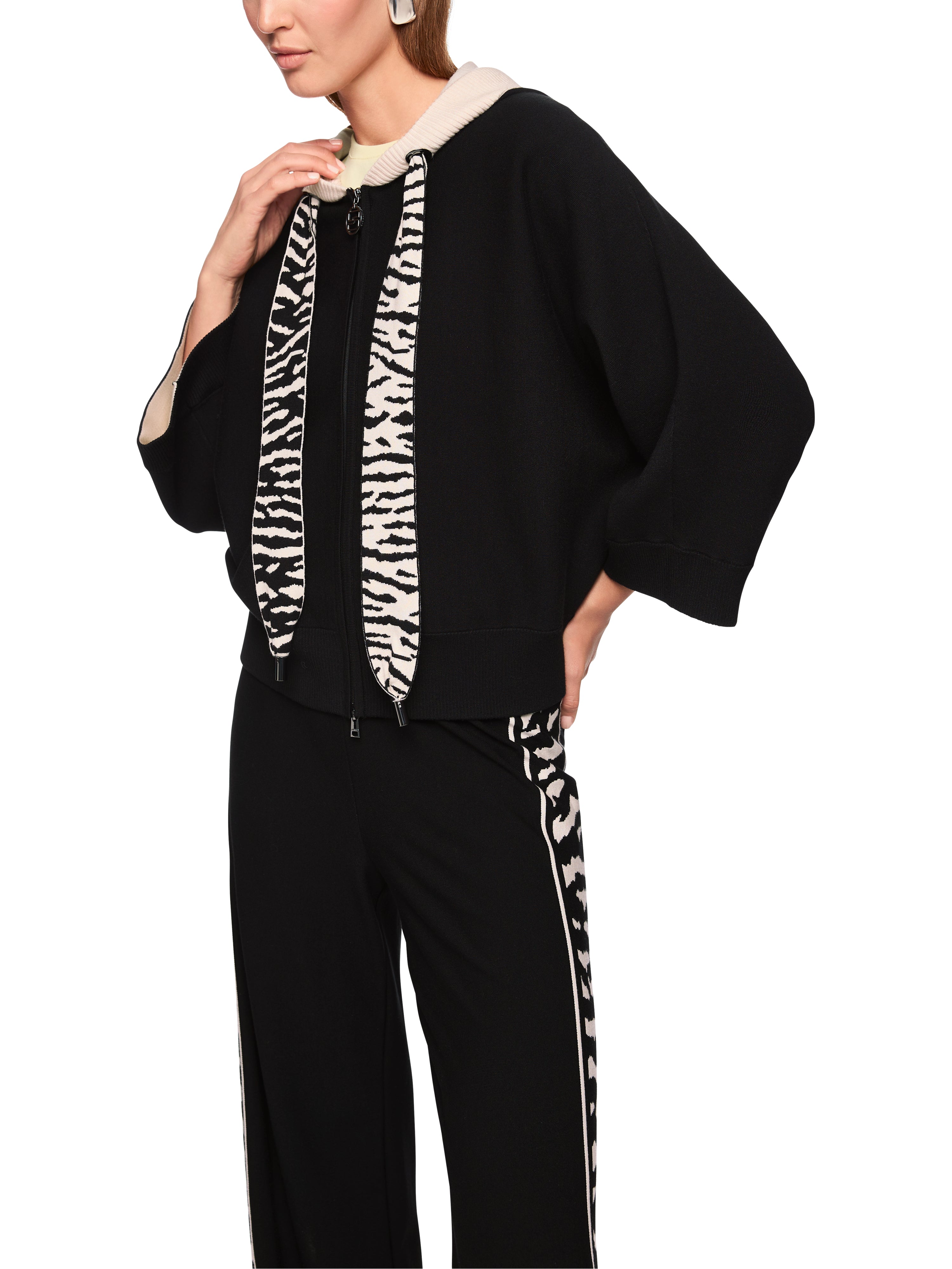 Marc Cain Cardigan "Rethink Together"