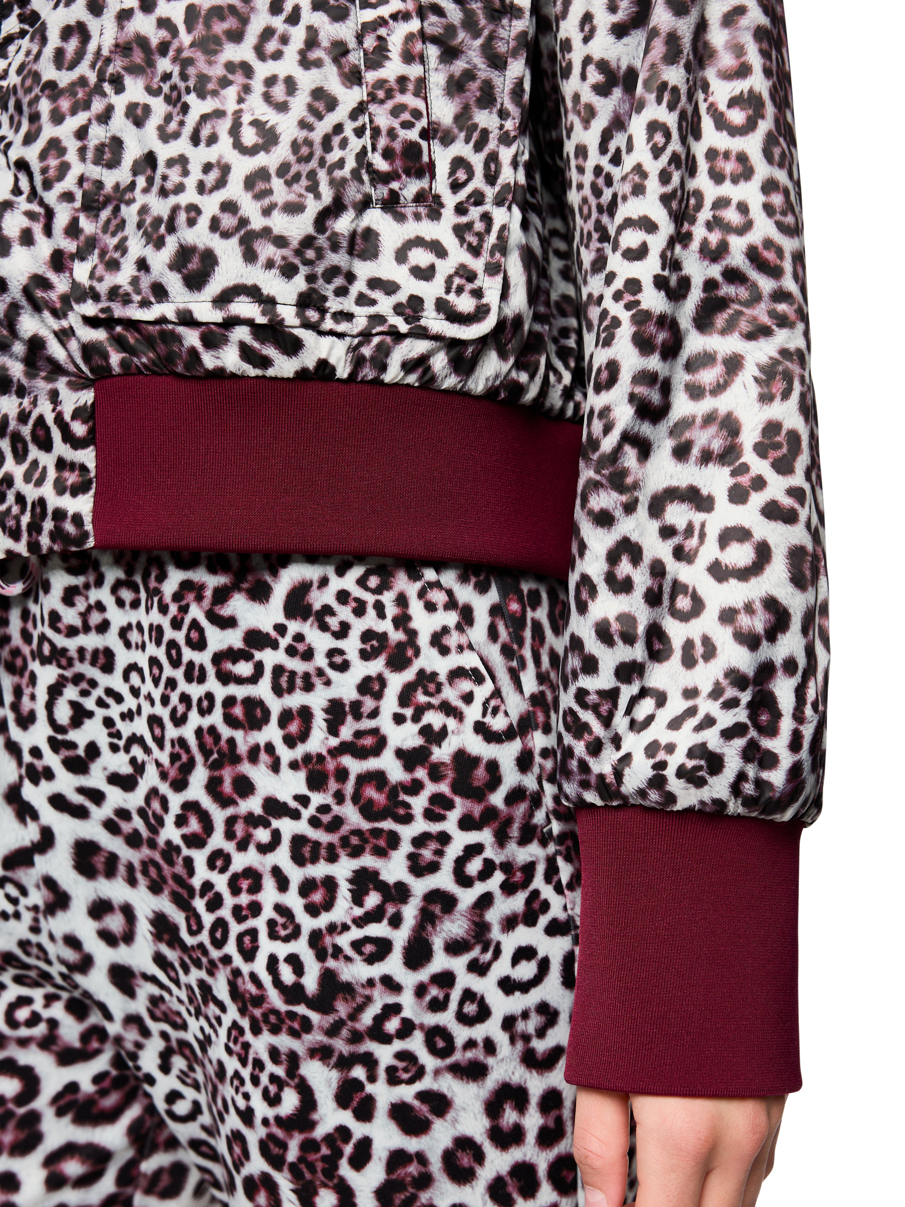 Marc Cain Lässige Bomberjacke zum Wenden