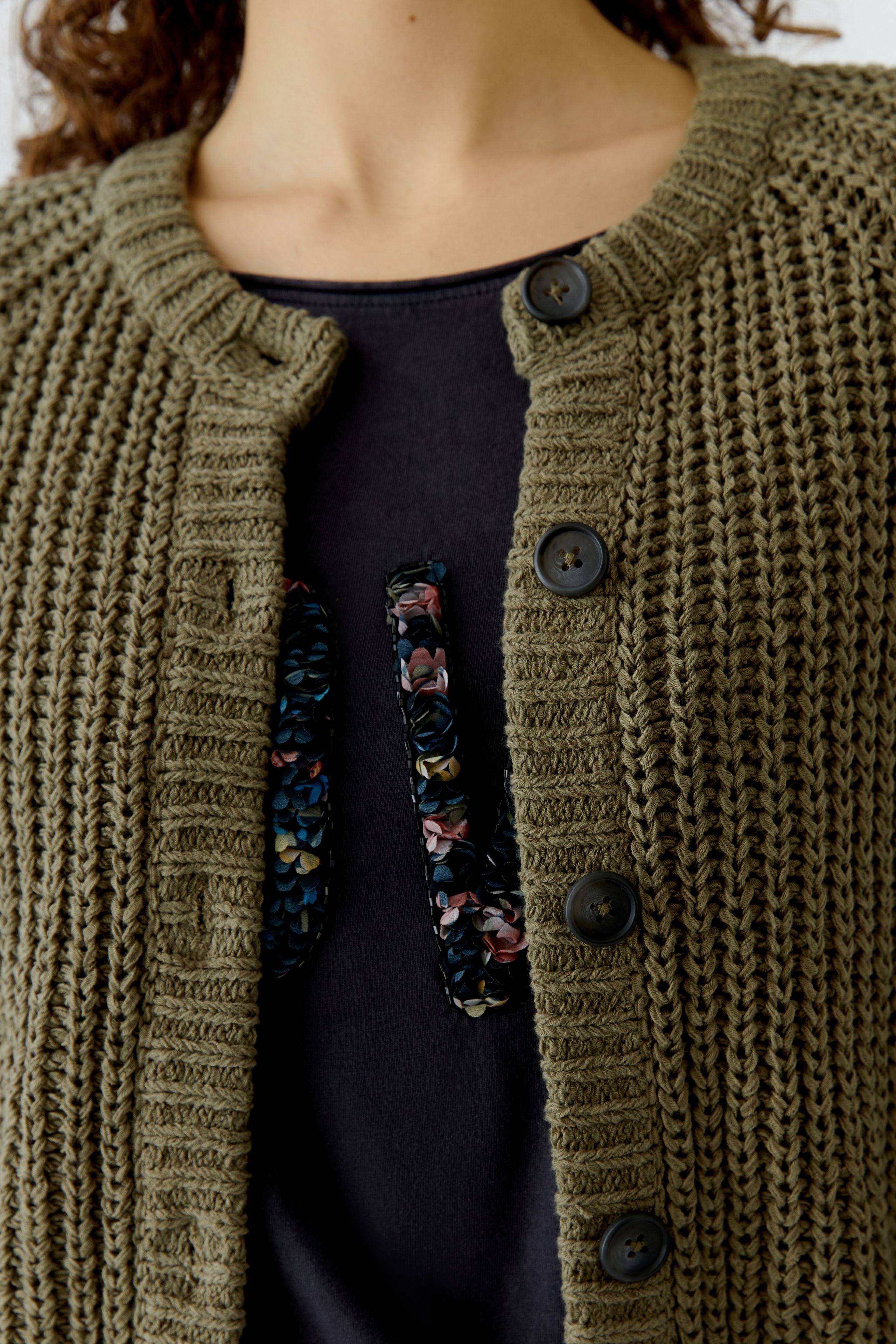 OUI Strickjacke aus sommerlichen Bändchengarn