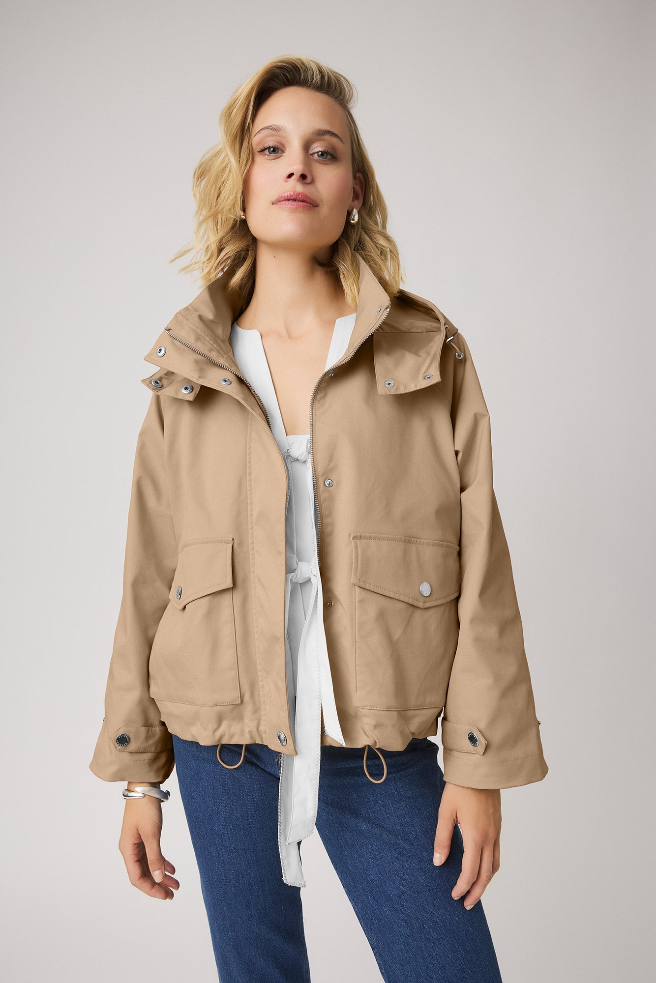 Covered Outdoor Jacke - MALU